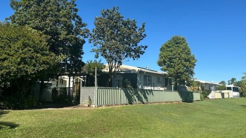 152/22 Hansford Road, Coombabah — photo 1 of 5