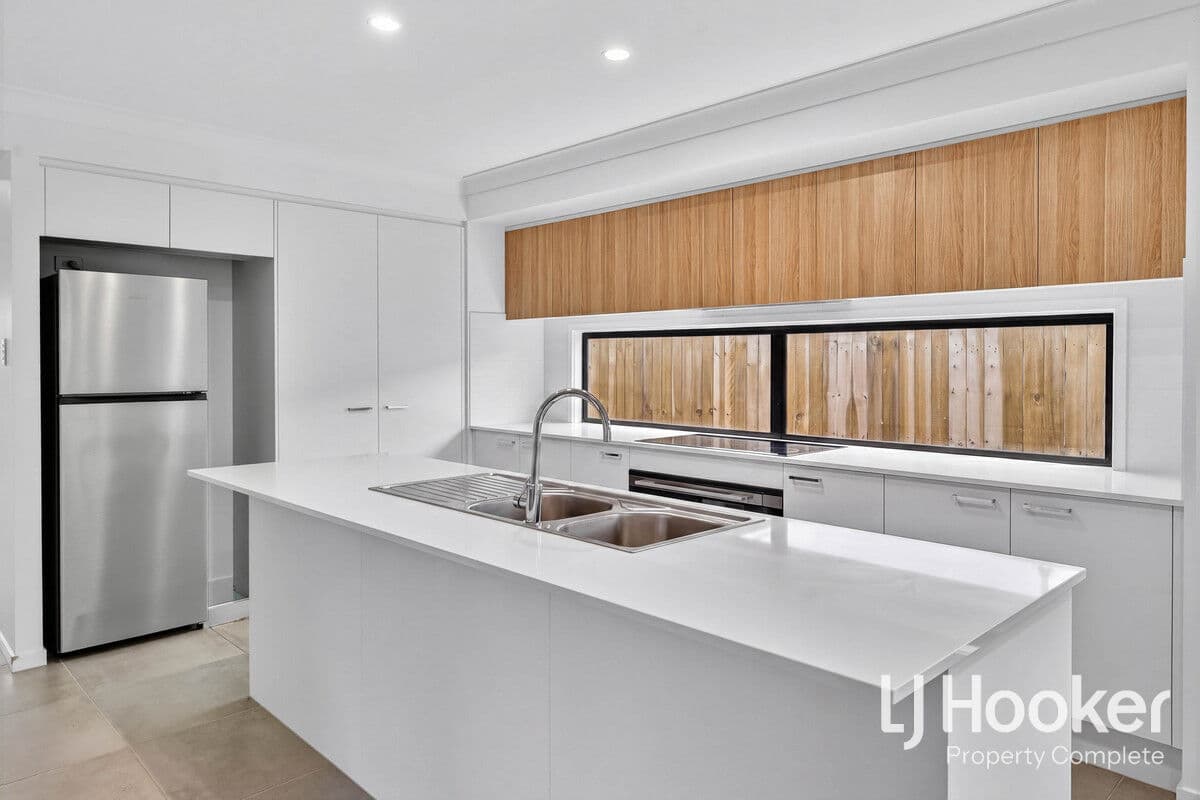 76 Pinnacles Street, Yarrabilba — photo 1 of 9