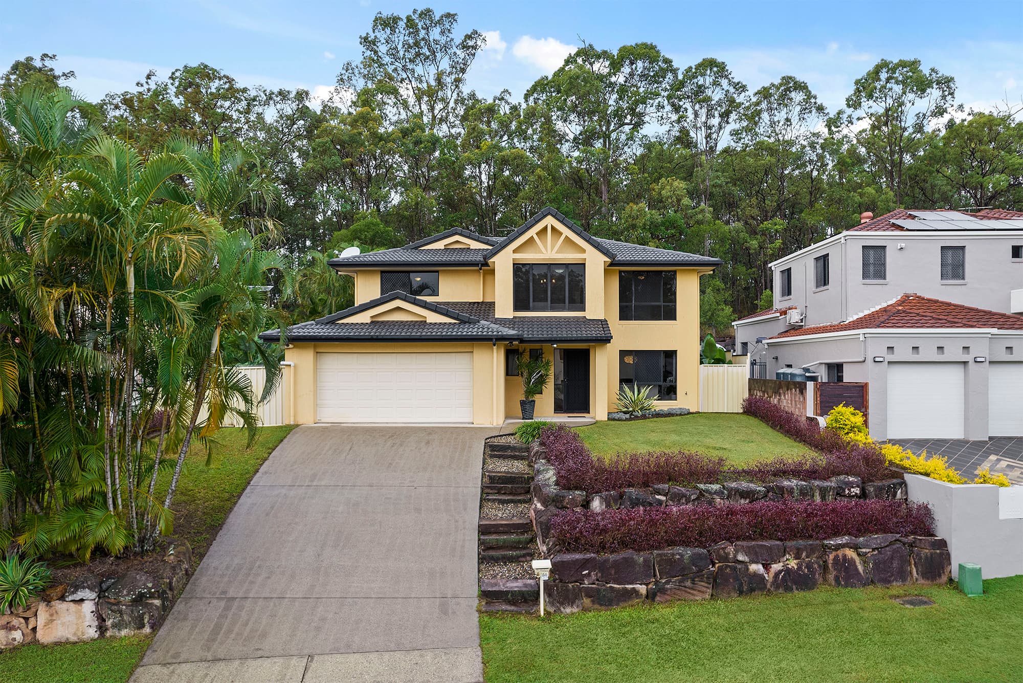 50 Waterford Place, Bridgeman Downs — photo 1 of 5