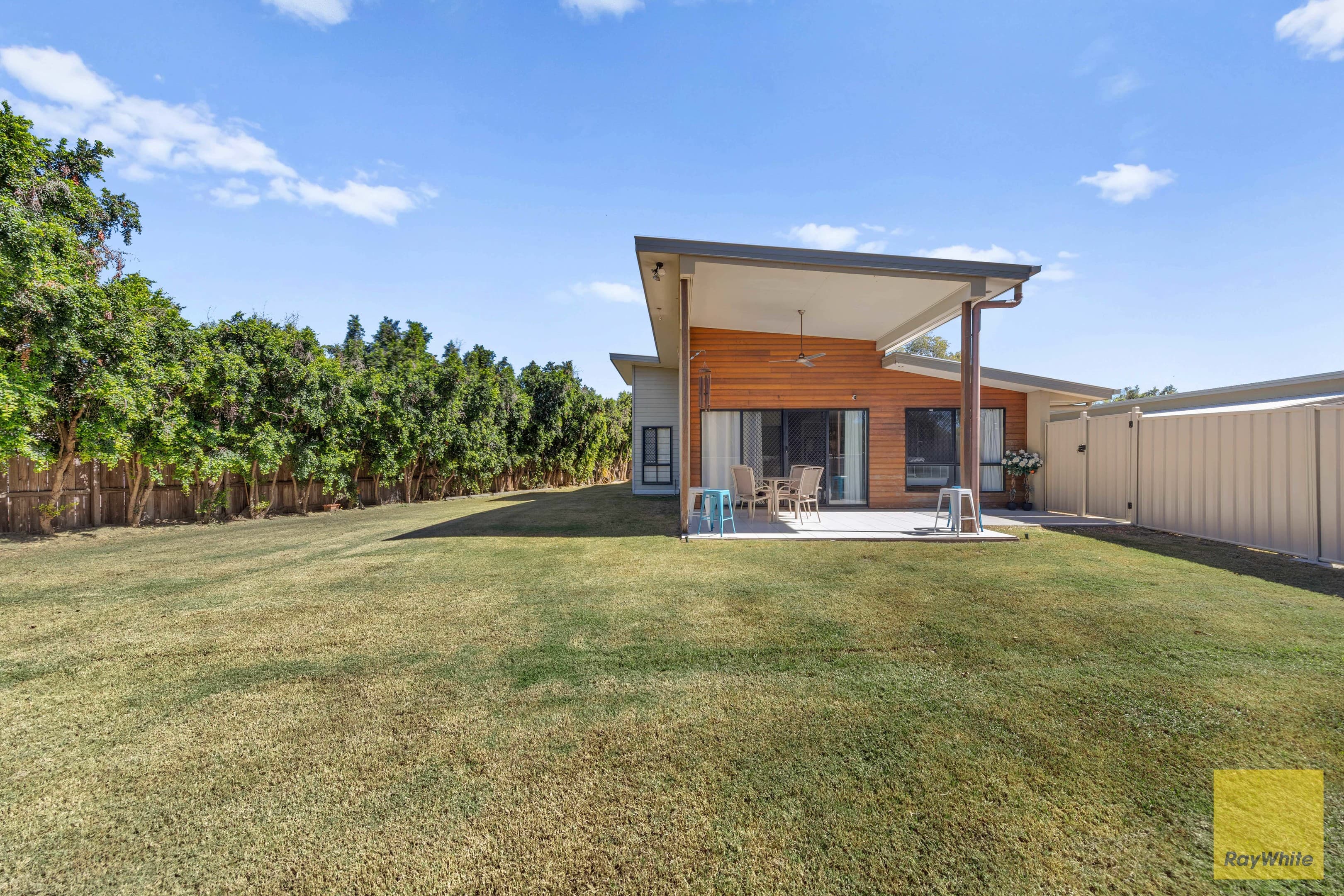 2/20 Riverview Street, Emerald — photo 1 of 5