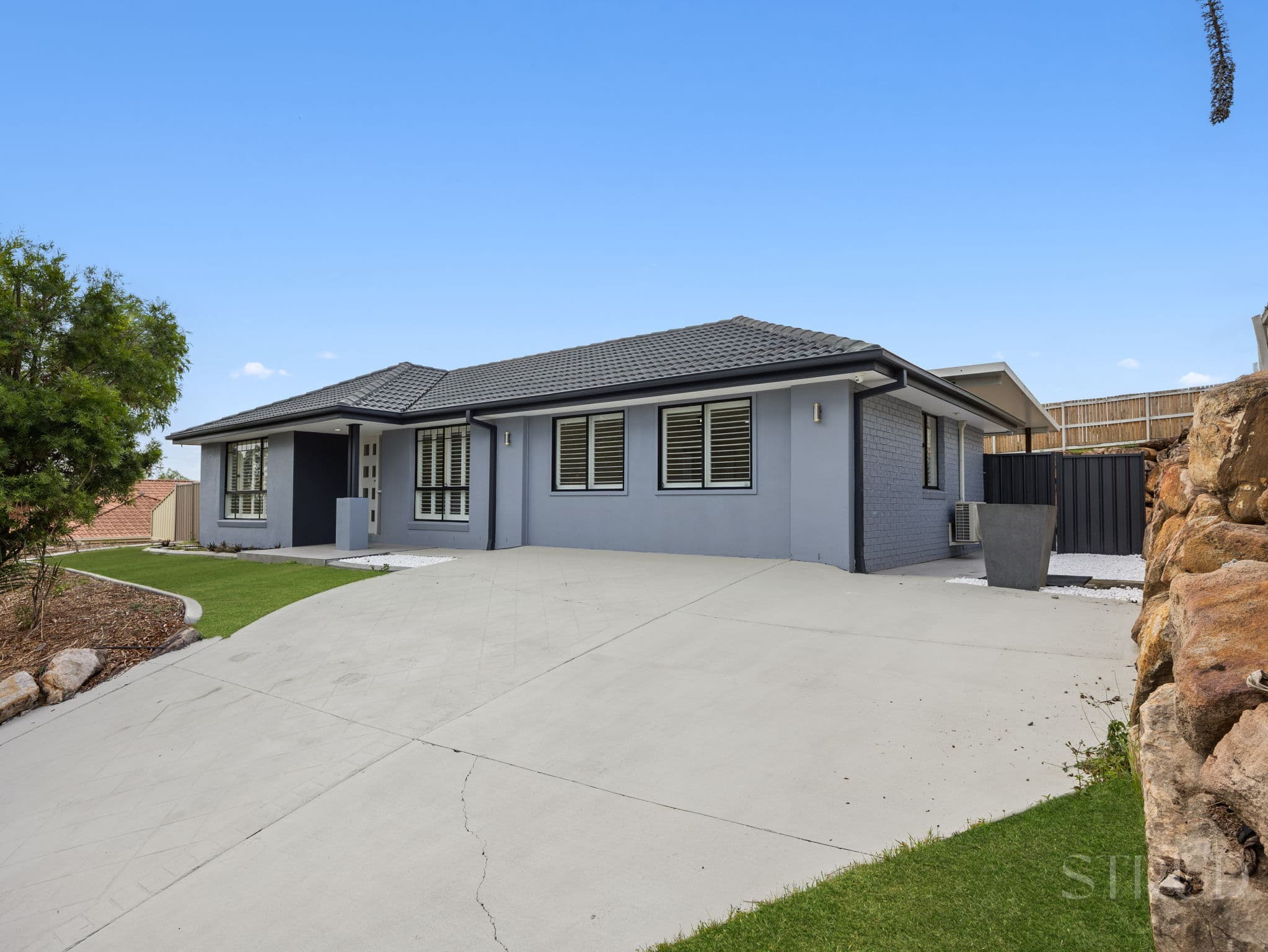 56 Bassili Drive, Collingwood Park — photo 1 of 7