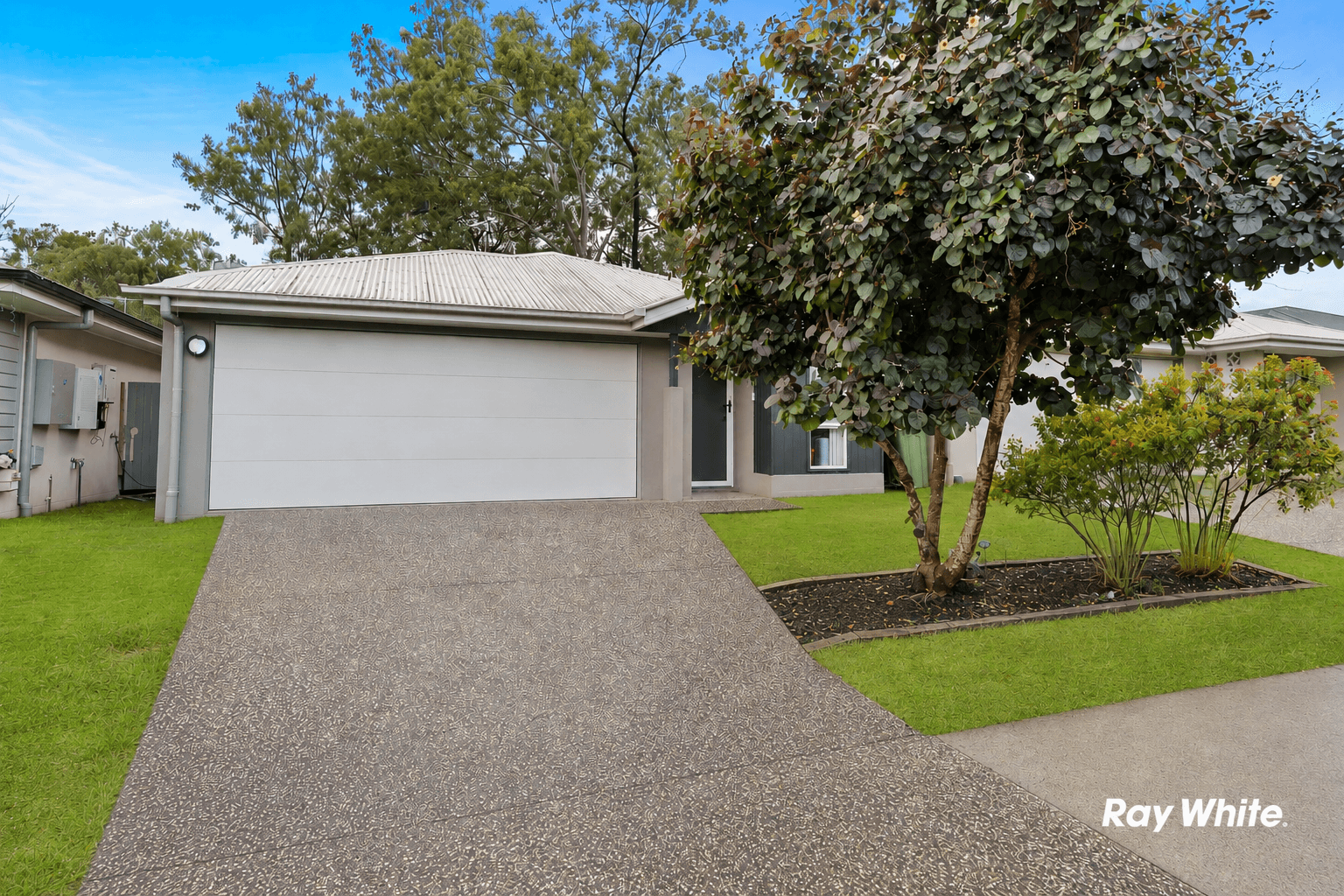 14 Kourounis Street, Logan Reserve — photo 1 of 5