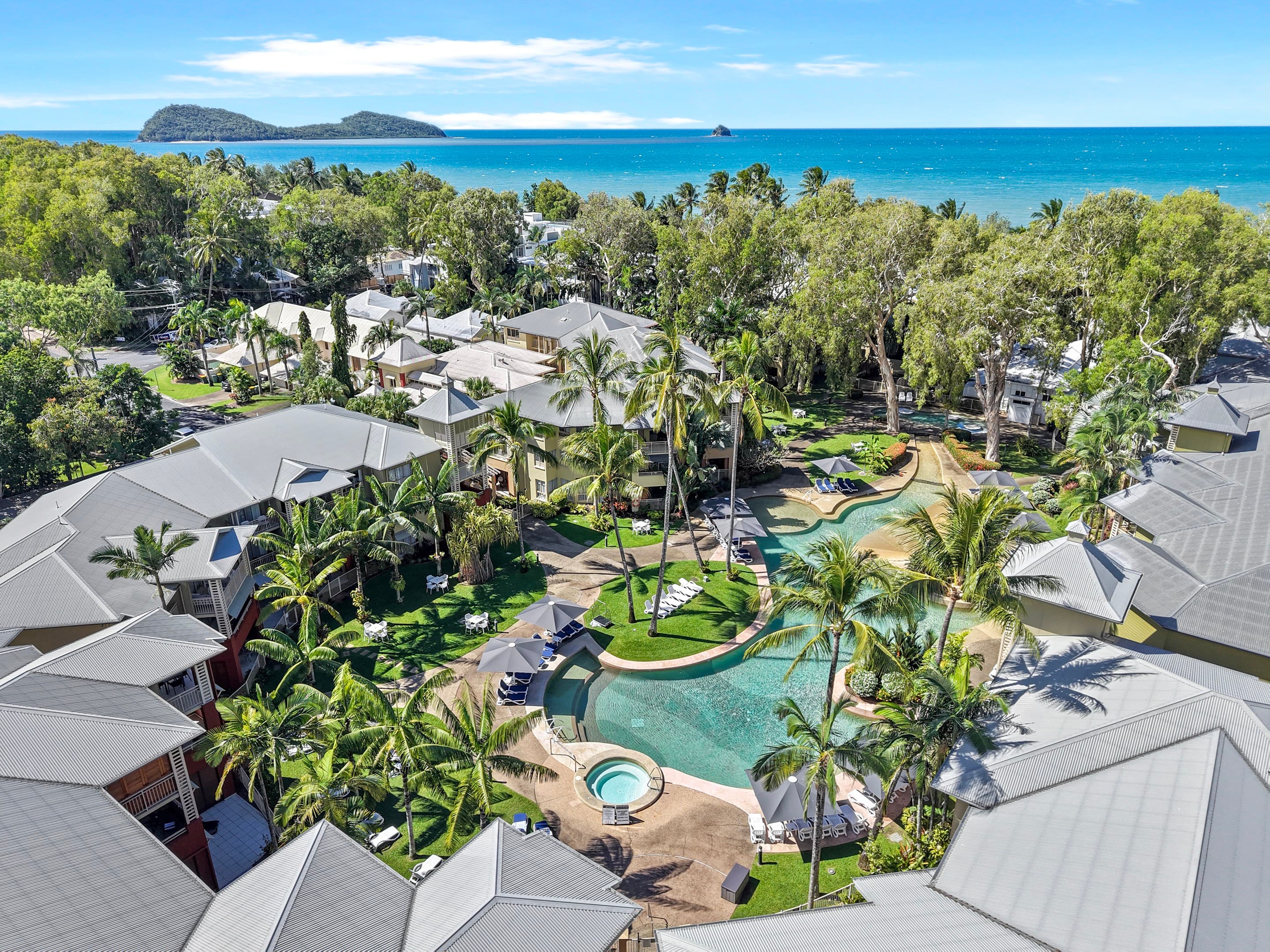321/49-63 Williams Esplanade, Palm Cove — photo 1 of 5