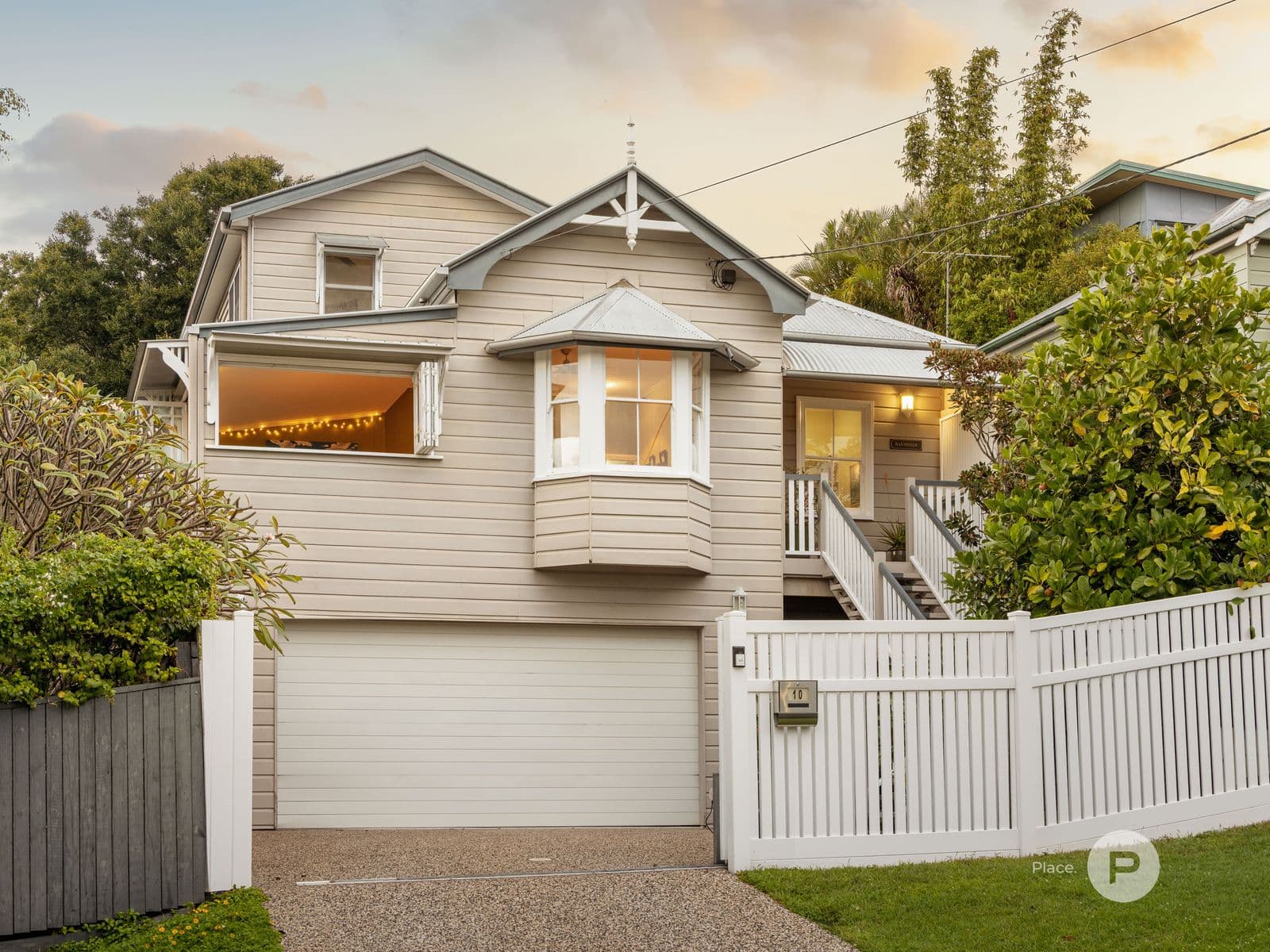 10 Agnes Street, Auchenflower — photo 1 of 25