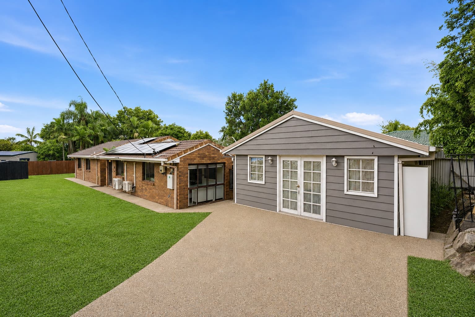 11 Buschman Close, Redbank Plains — photo 1 of 5