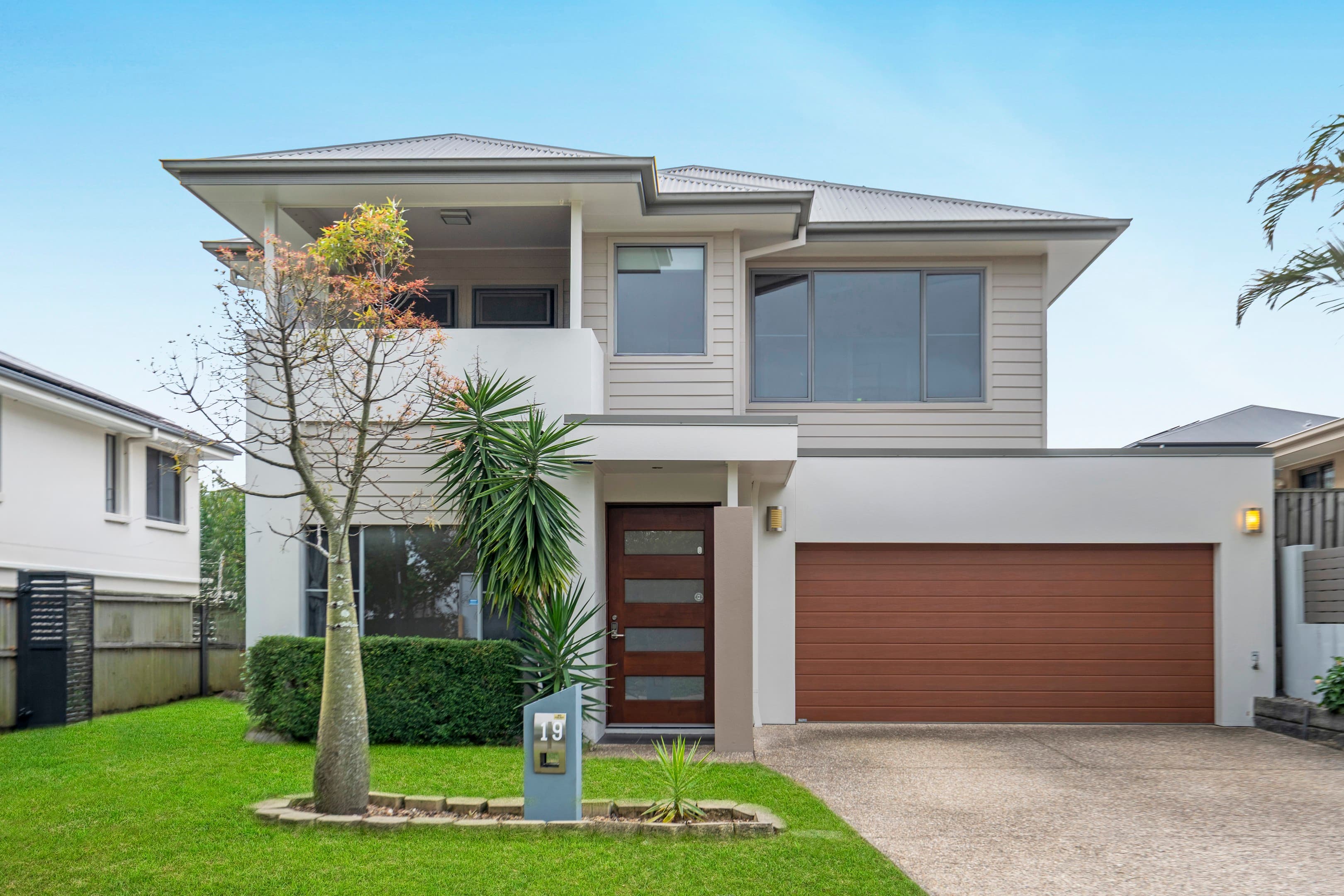 19 Cooper Crescent, Rochedale — photo 1 of 5