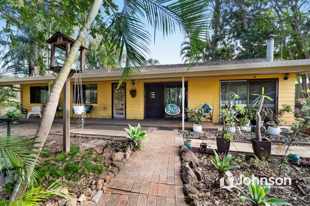 9 Brendan Street West, Camira — photo 1 of 5