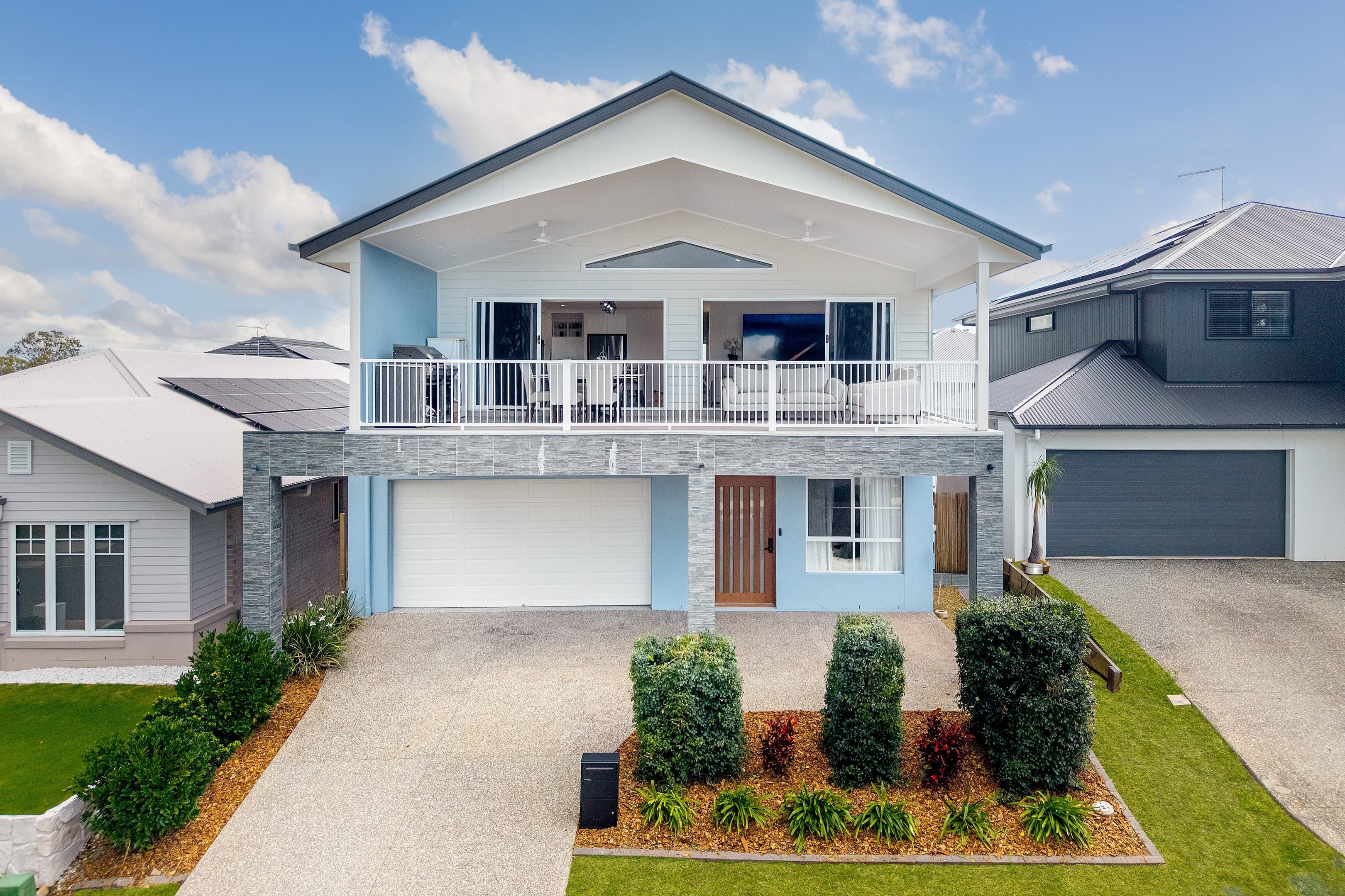 34 Riverview Parkway, Griffin — photo 1 of 5