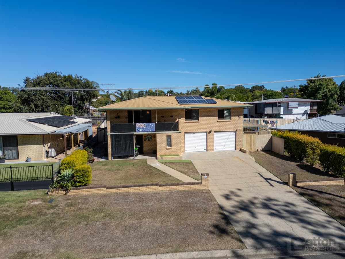 48 Hennessy Street, Gatton — photo 1 of 5