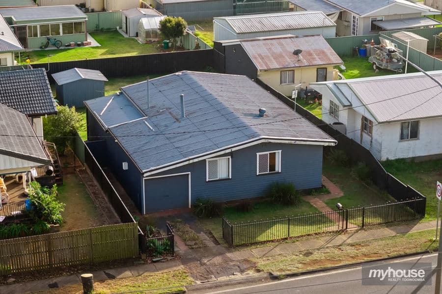 203 Taylor Street, Wilsonton — photo 1 of 5
