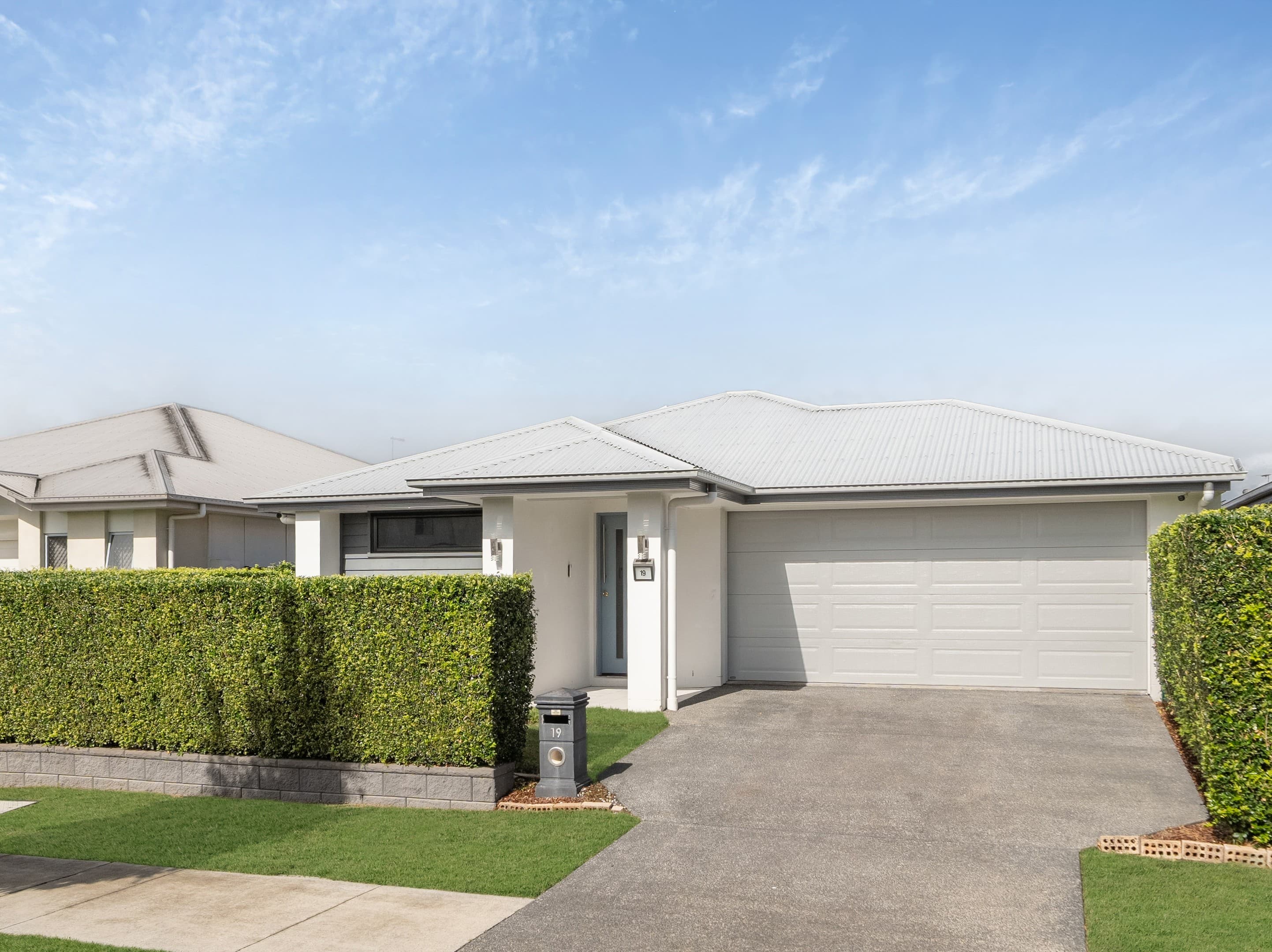 19 Casey Street, Caboolture South — photo 1 of 5