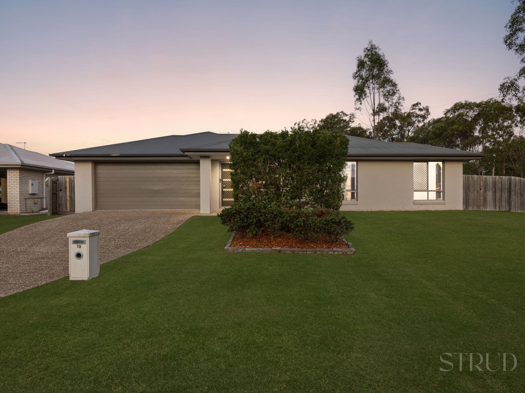 10 Miriam Street, Karalee — photo 1 of 5