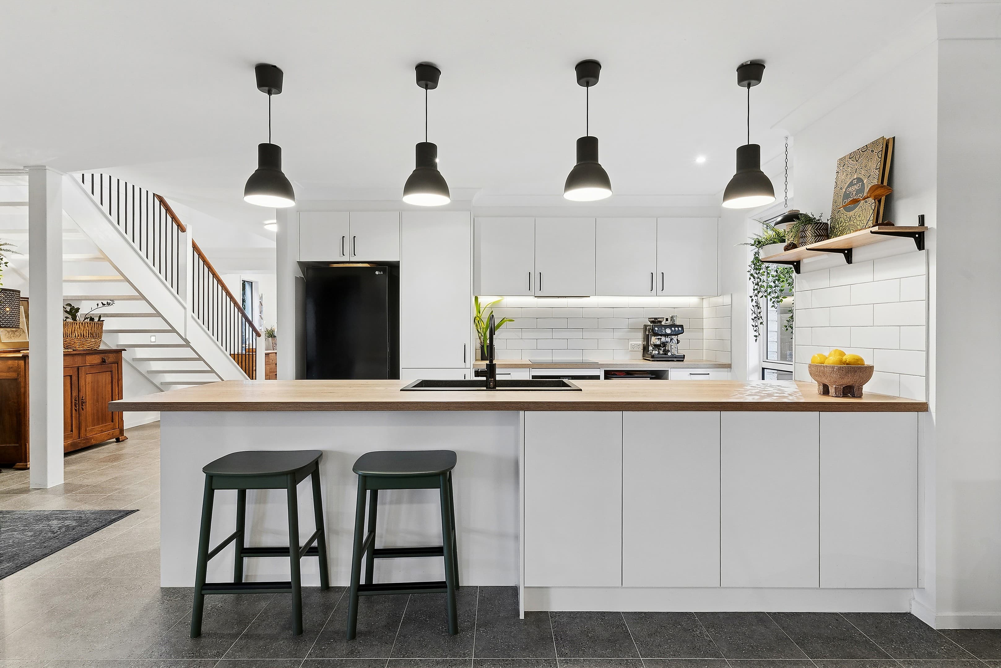 4 Osprey Place, Upper Kedron — photo 1 of 5