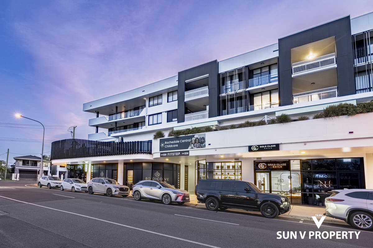 201/1 Centre Place, Rochedale South — photo 1 of 5