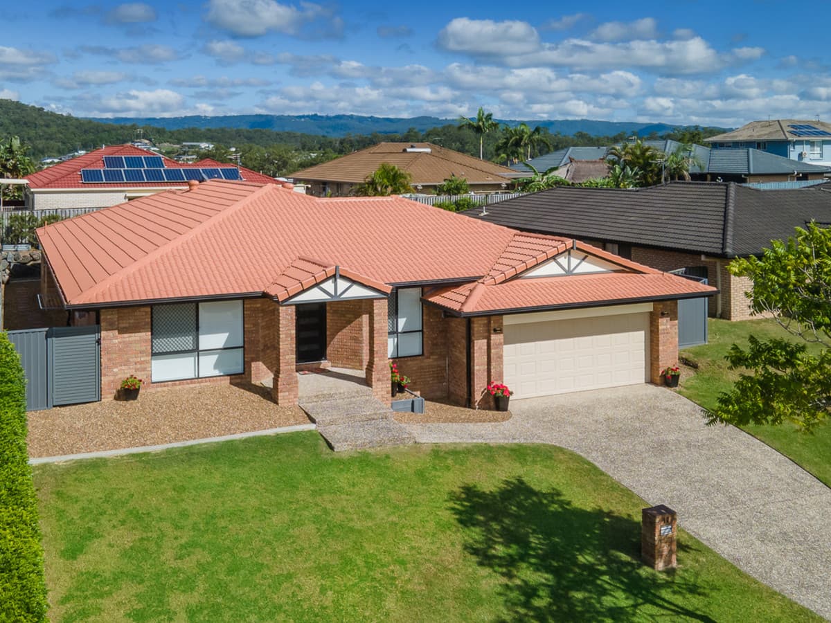 17 Duice Court, Oxenford — photo 1 of 5