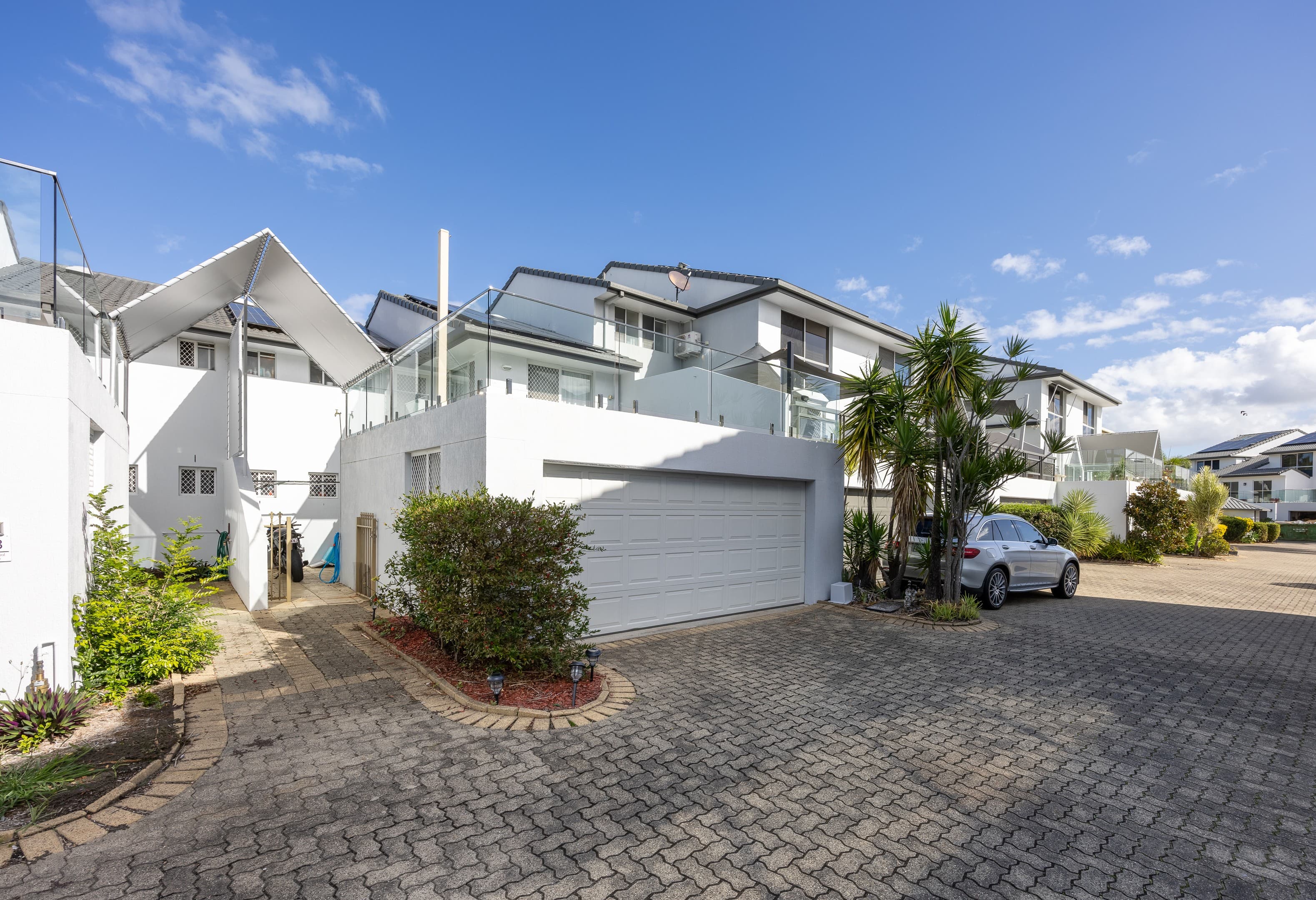 52/100 Morala Avenue, Runaway Bay — photo 1 of 5