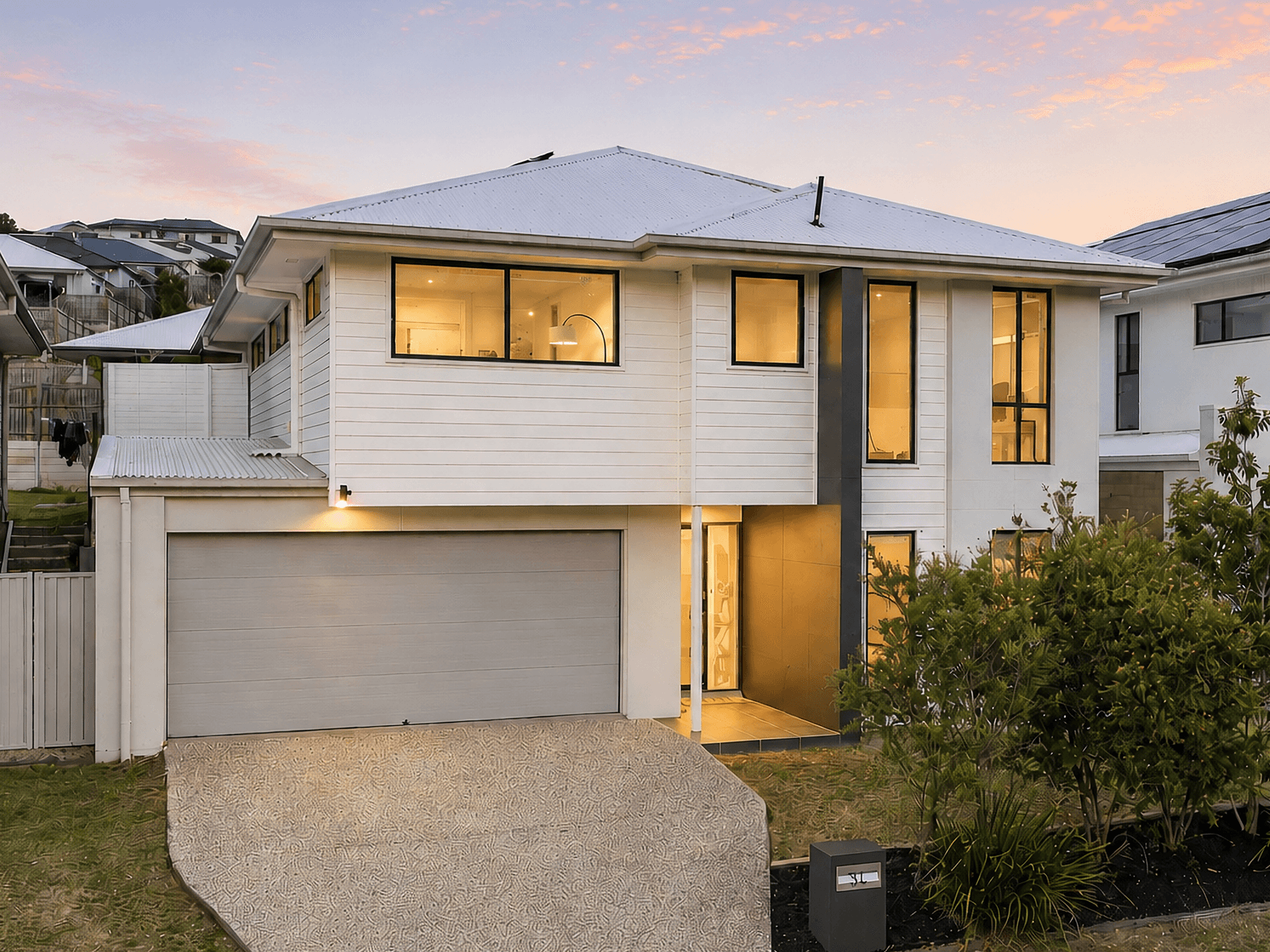 34 TWILIGHT DRIVE, Spring Mountain — photo 1 of 5