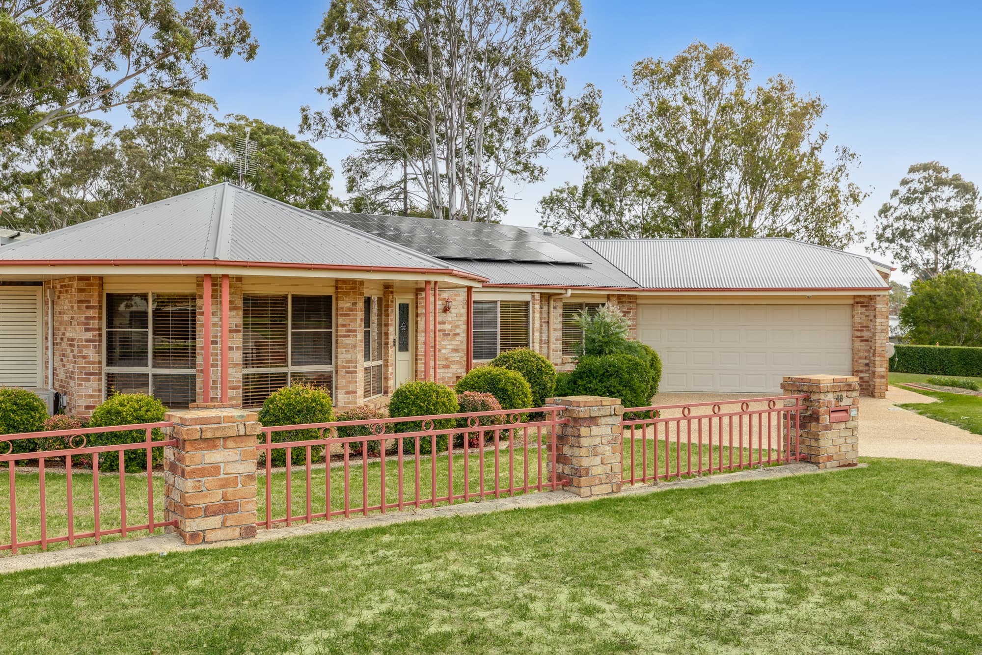 46-48 Dyson Drive, Darling Heights — photo 1 of 5
