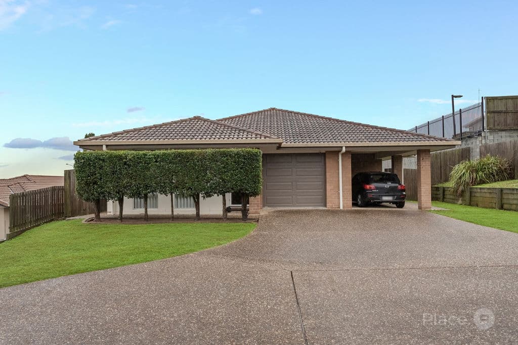16 Moonie Crescent, Brassall — photo 1 of 5