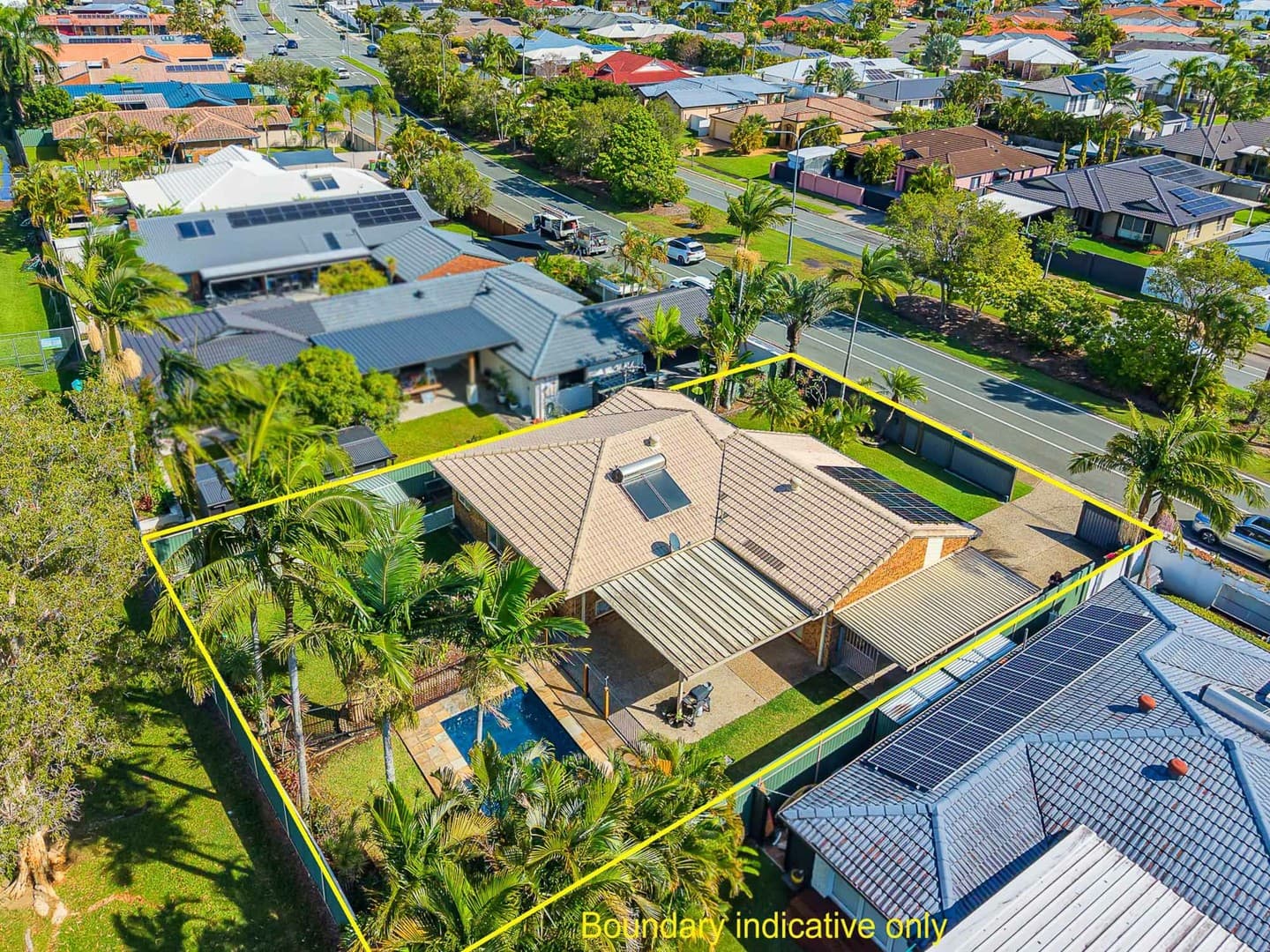 150 Christine Avenue, Burleigh Waters — photo 1 of 5