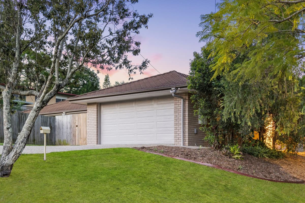 1 Ryan Court, Riverview — photo 1 of 5