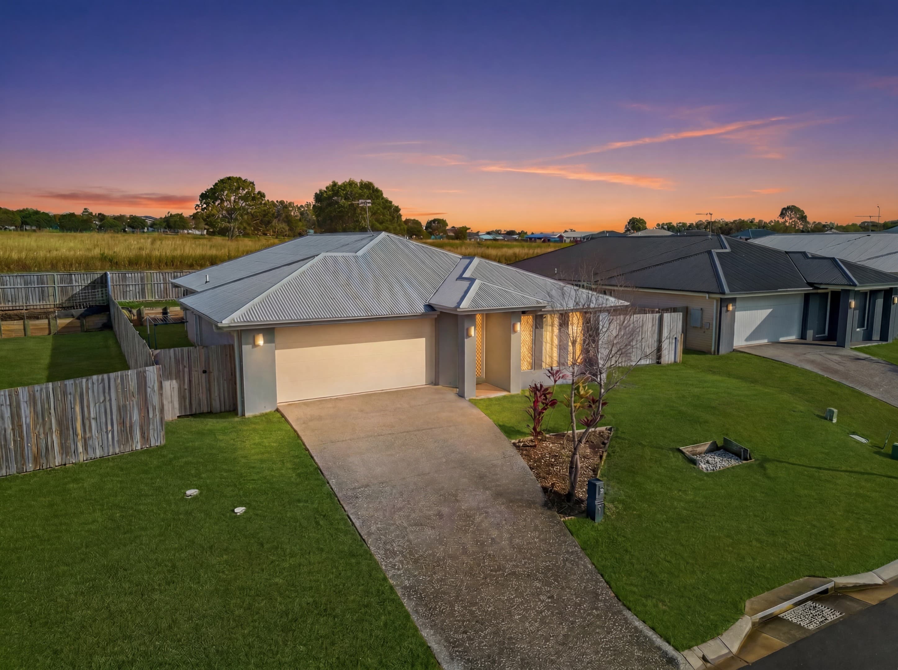 35 Abode Way, Kawungan — photo 1 of 5