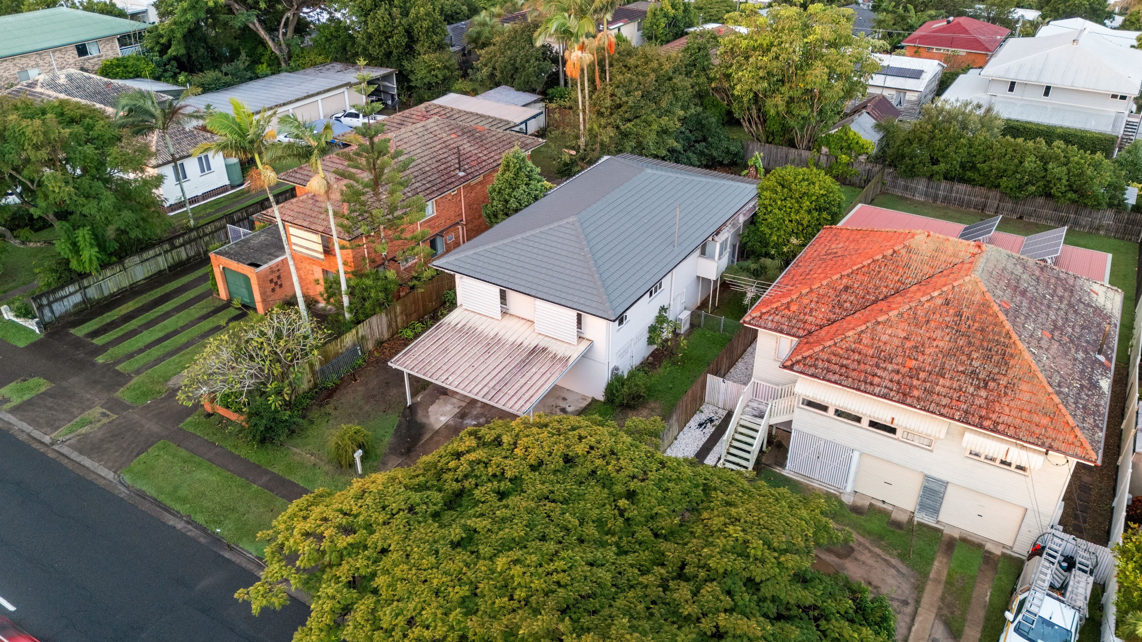 138 Manly Road, Manly West — photo 1 of 5