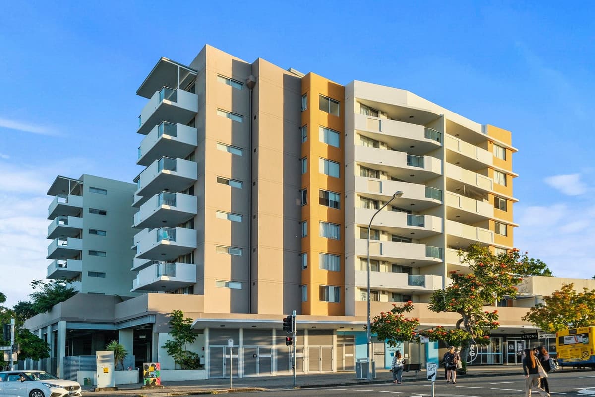 207/392 Hamilton Road, Chermside — photo 1 of 5