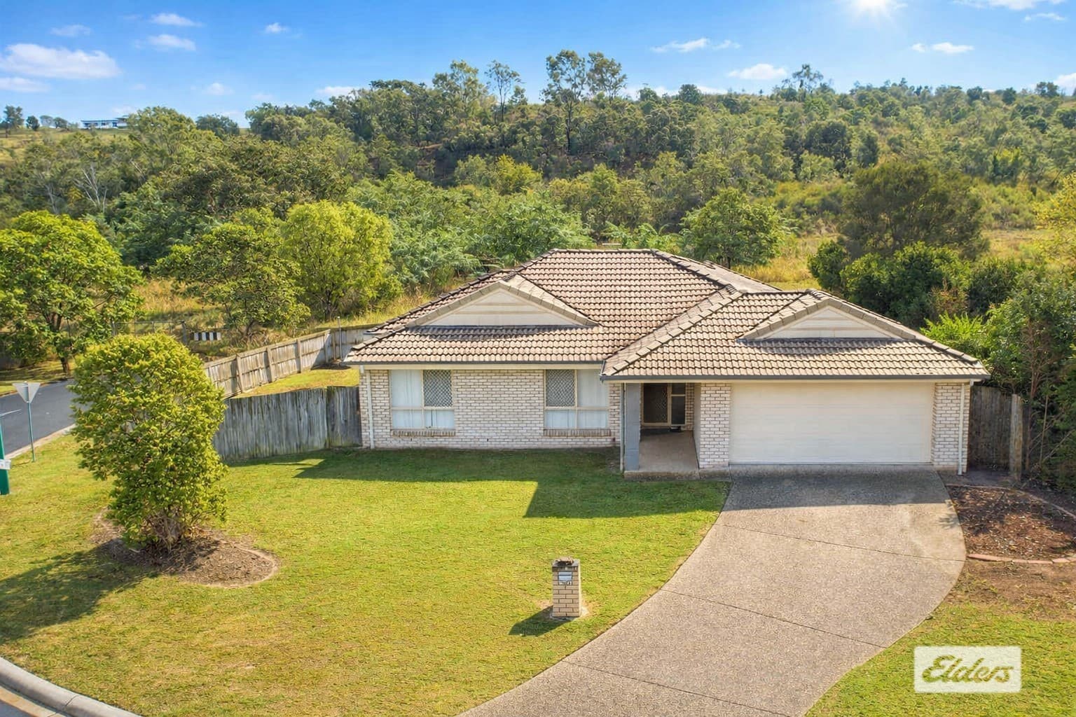 90 Douglas Mcinnes Drive, Laidley — photo 1 of 5