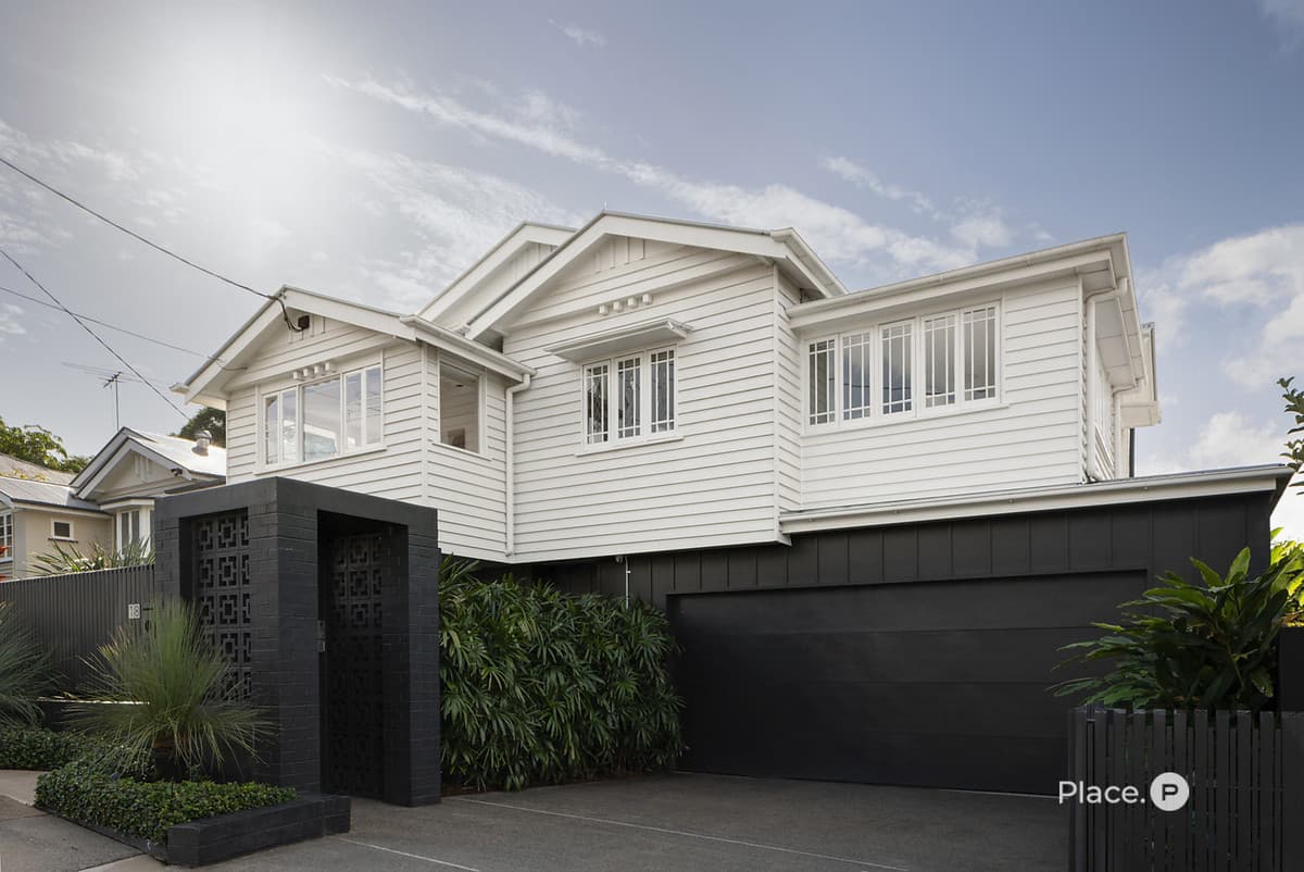 18 Pelham Street, Coorparoo — photo 1 of 5