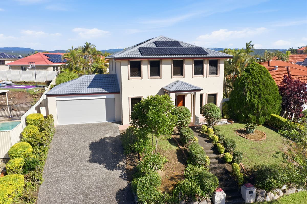 42 Ingles Circuit, Arundel — photo 1 of 5