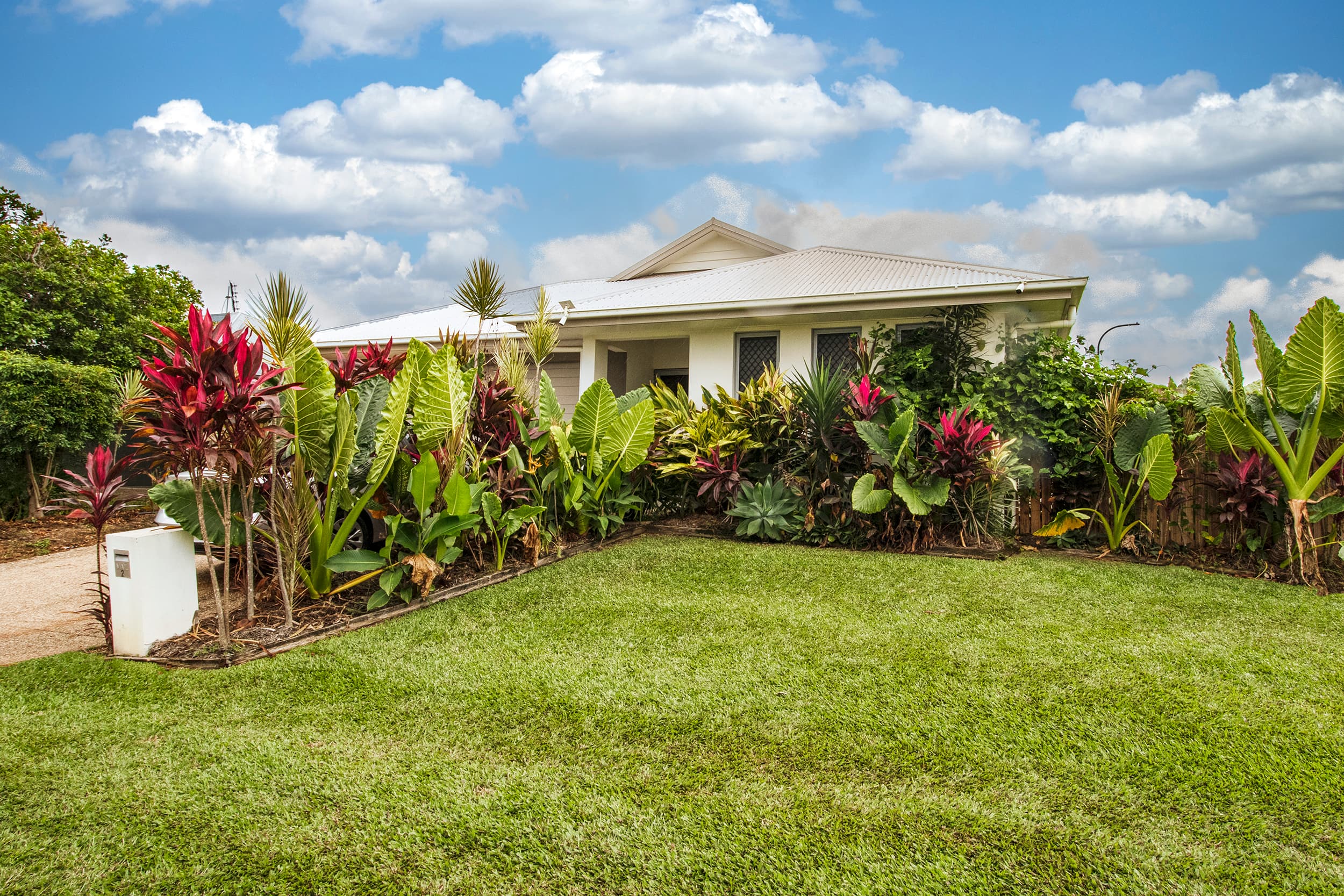 2 Tooma Lane, Kelso — photo 1 of 10