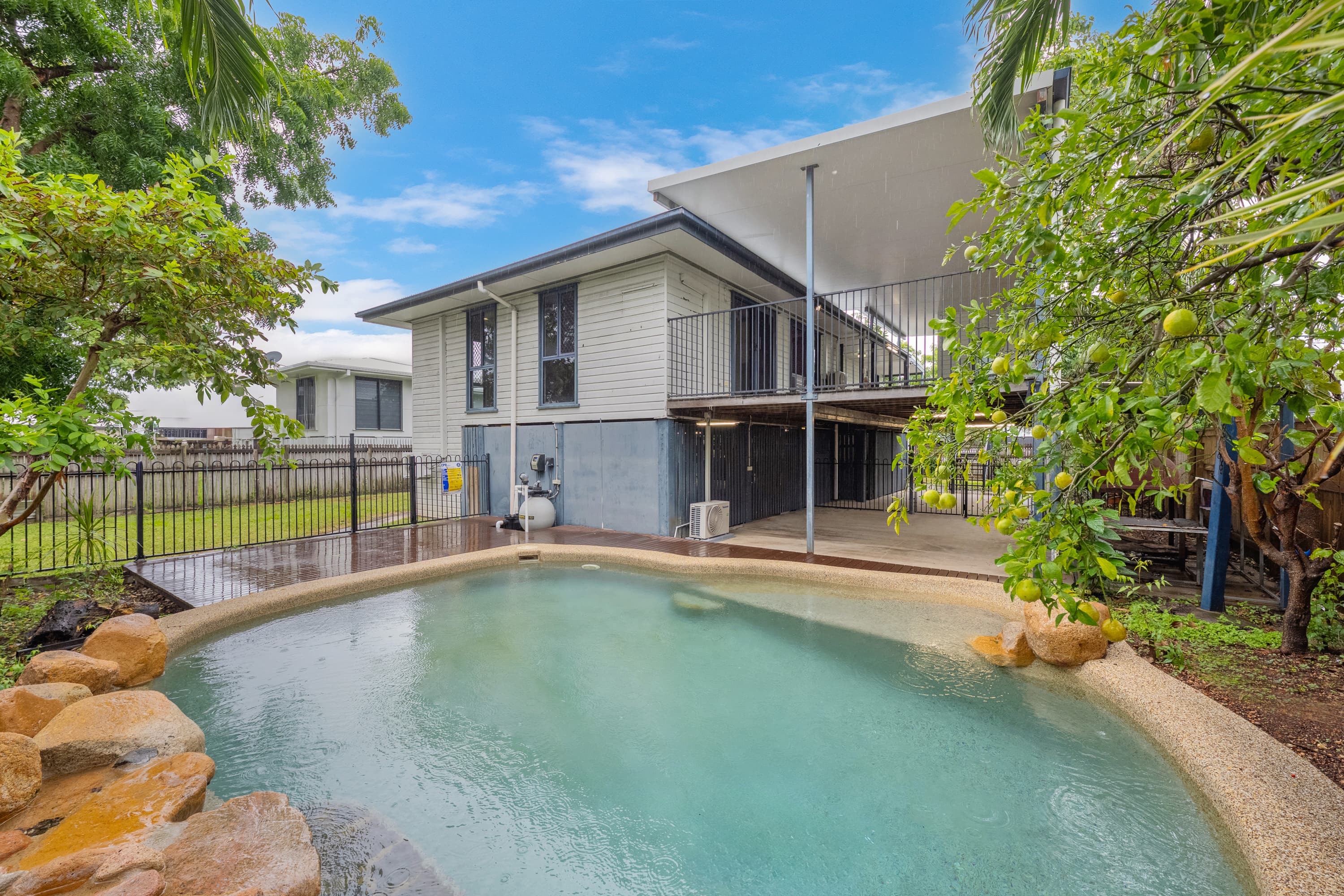 23 Riechelmann Street, Heatley — photo 1 of 11