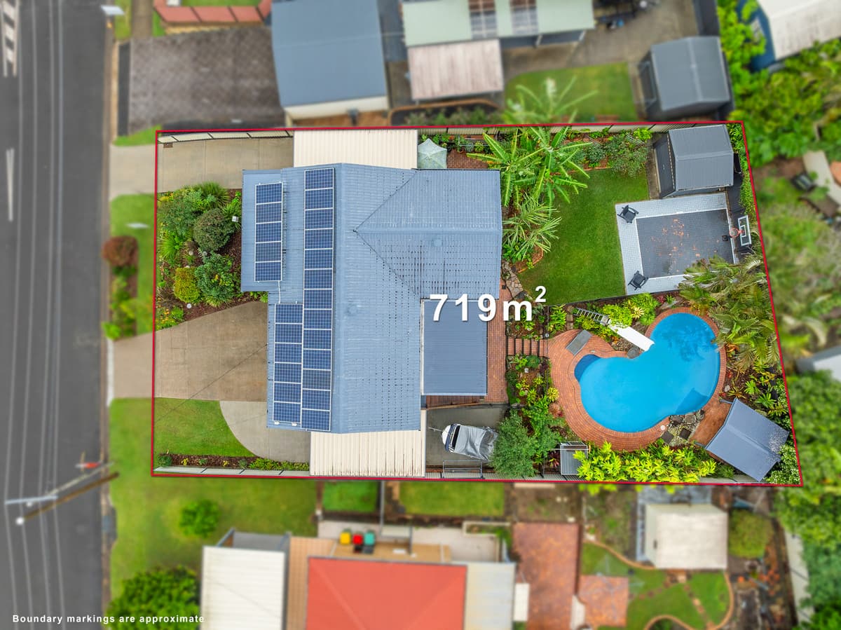 4 Oaklands Street, Alexandra Hills — photo 1 of 25