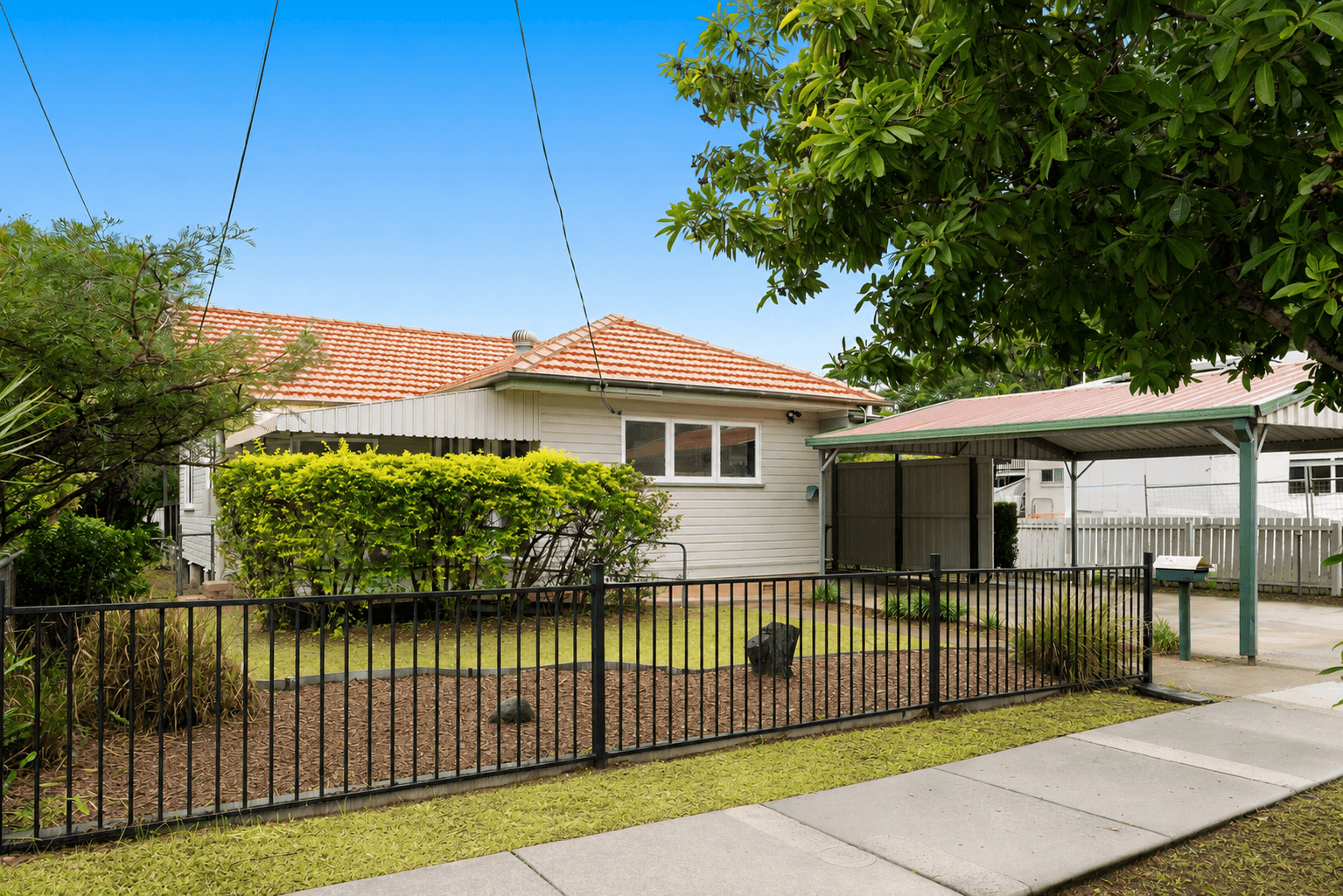 42 Lay Street, Upper Mount Gravatt — photo 1 of 16