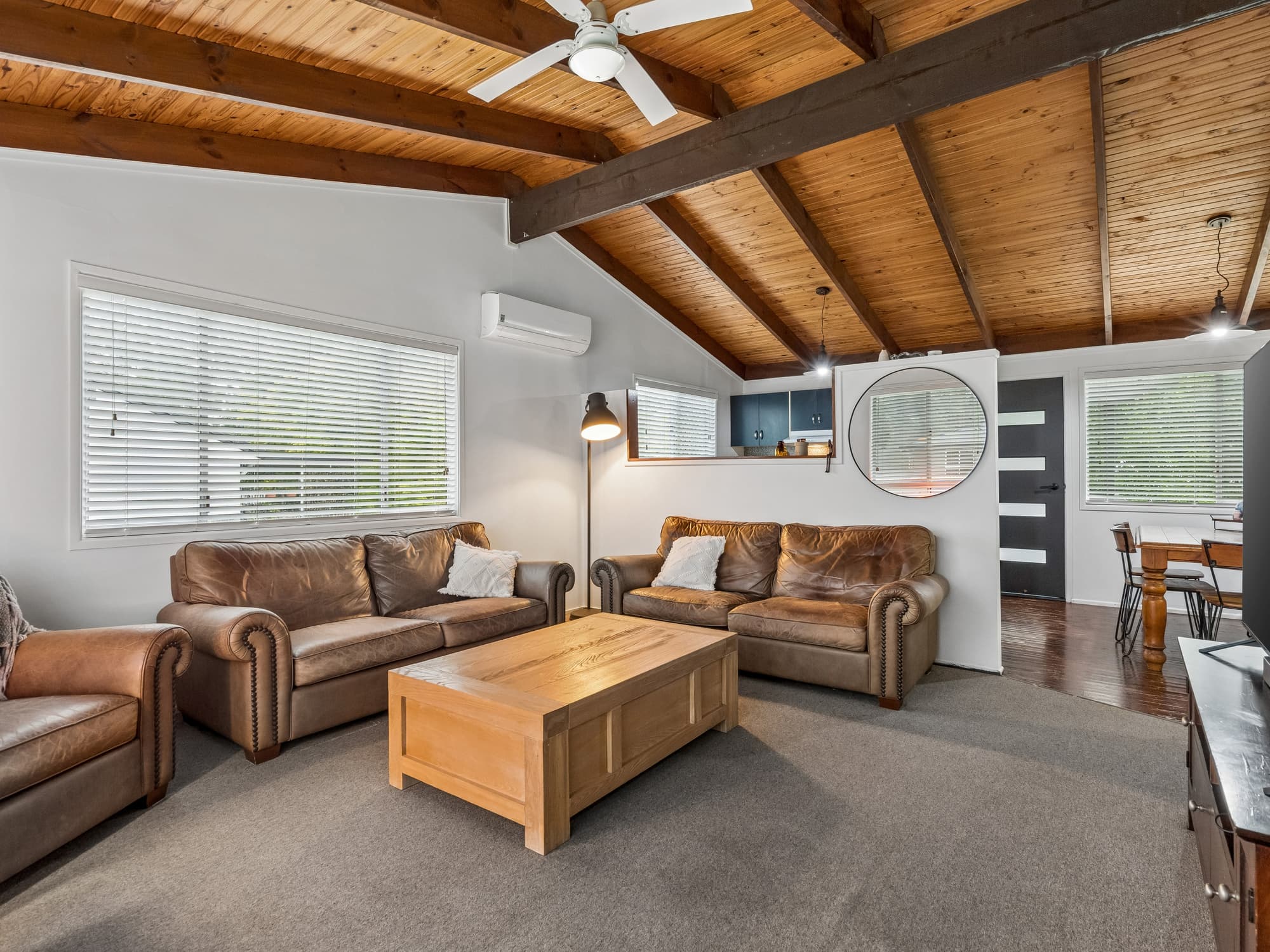 3 Huxley Court, Loganholme — photo 1 of 5
