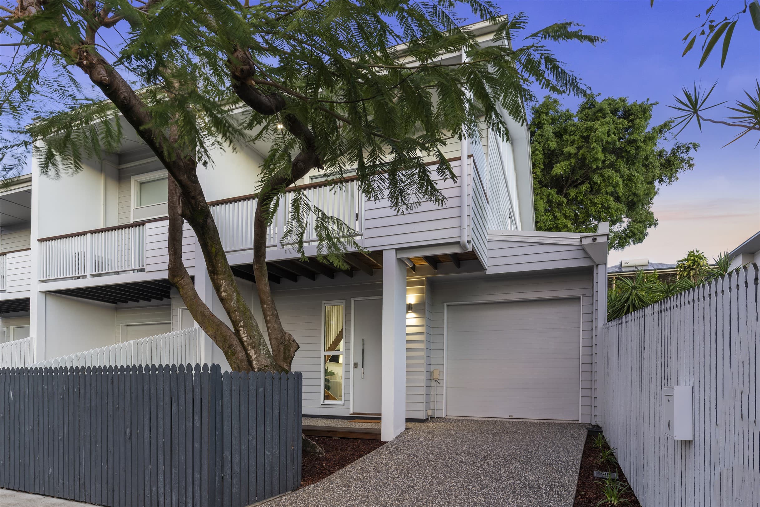 4/3 St Leonards Street, Coorparoo — photo 1 of 5