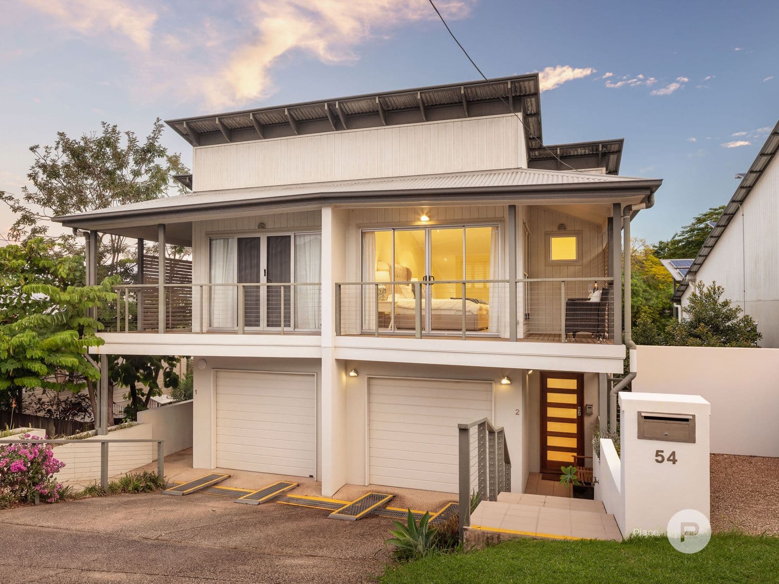 2/54 Terrace Street, Toowong — photo 1 of 5