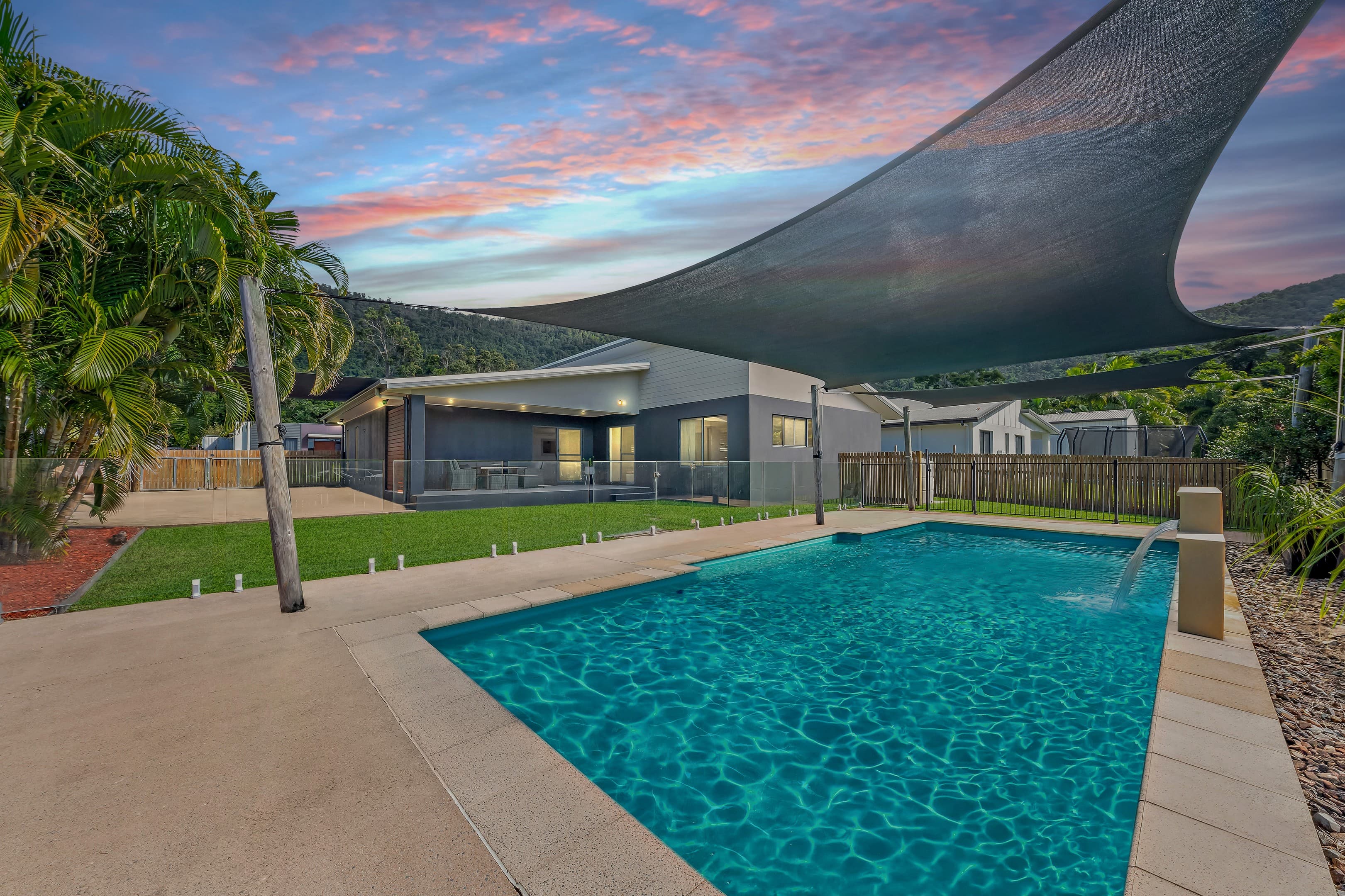18 Butterfly Court, Jubilee Pocket — photo 1 of 5