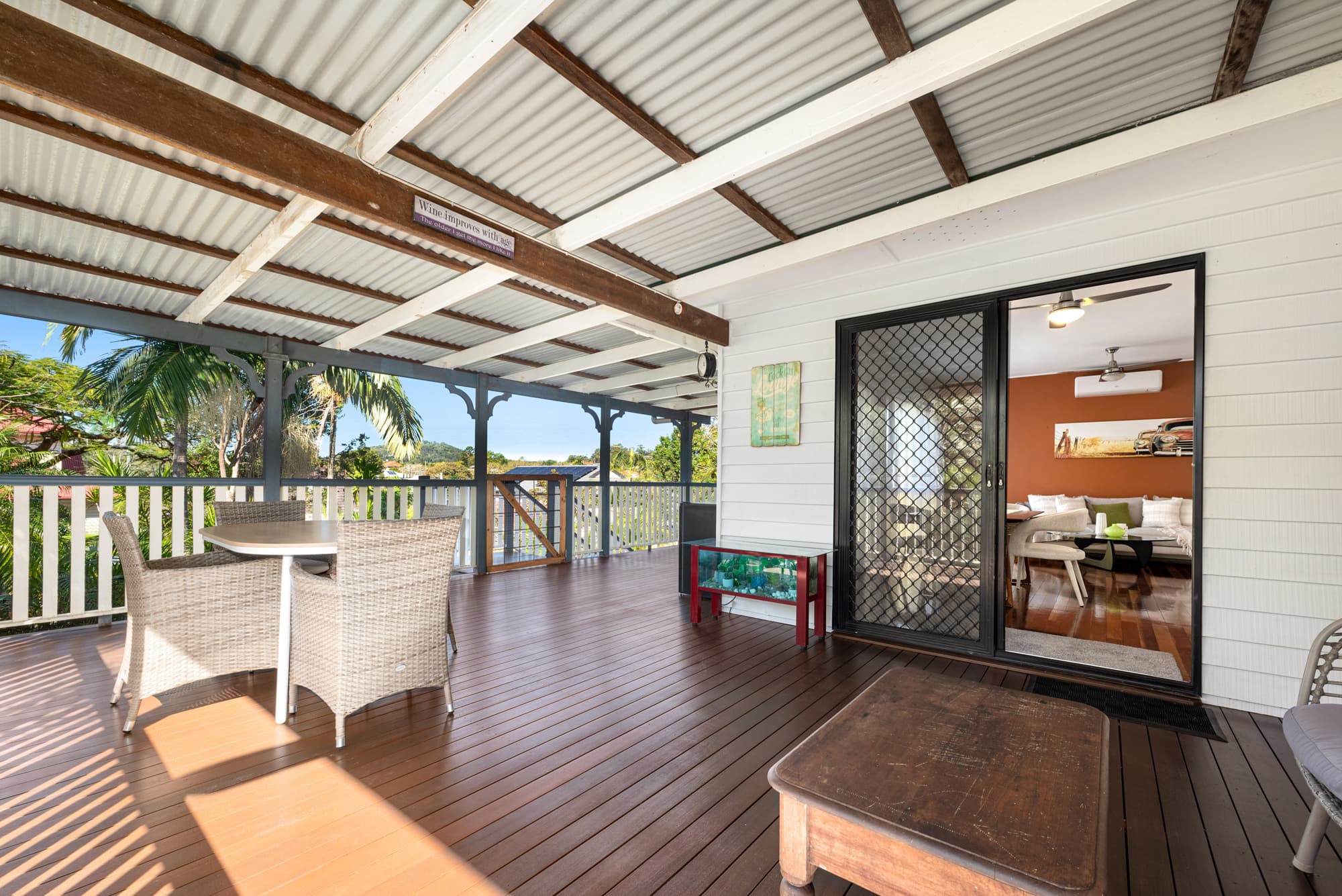 5 Balcha Street, Holland Park — photo 1 of 5