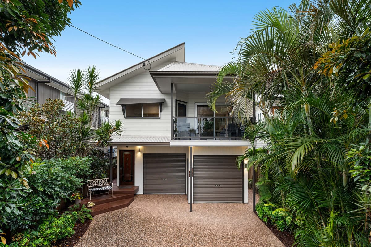 53 Hutton Avenue, Wynnum — photo 1 of 5