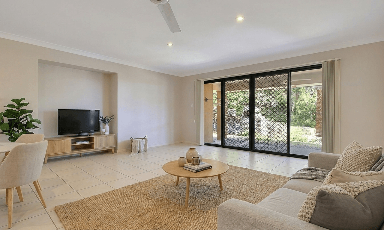 26 Dulwich Place, Forest Lake — photo 1 of 5