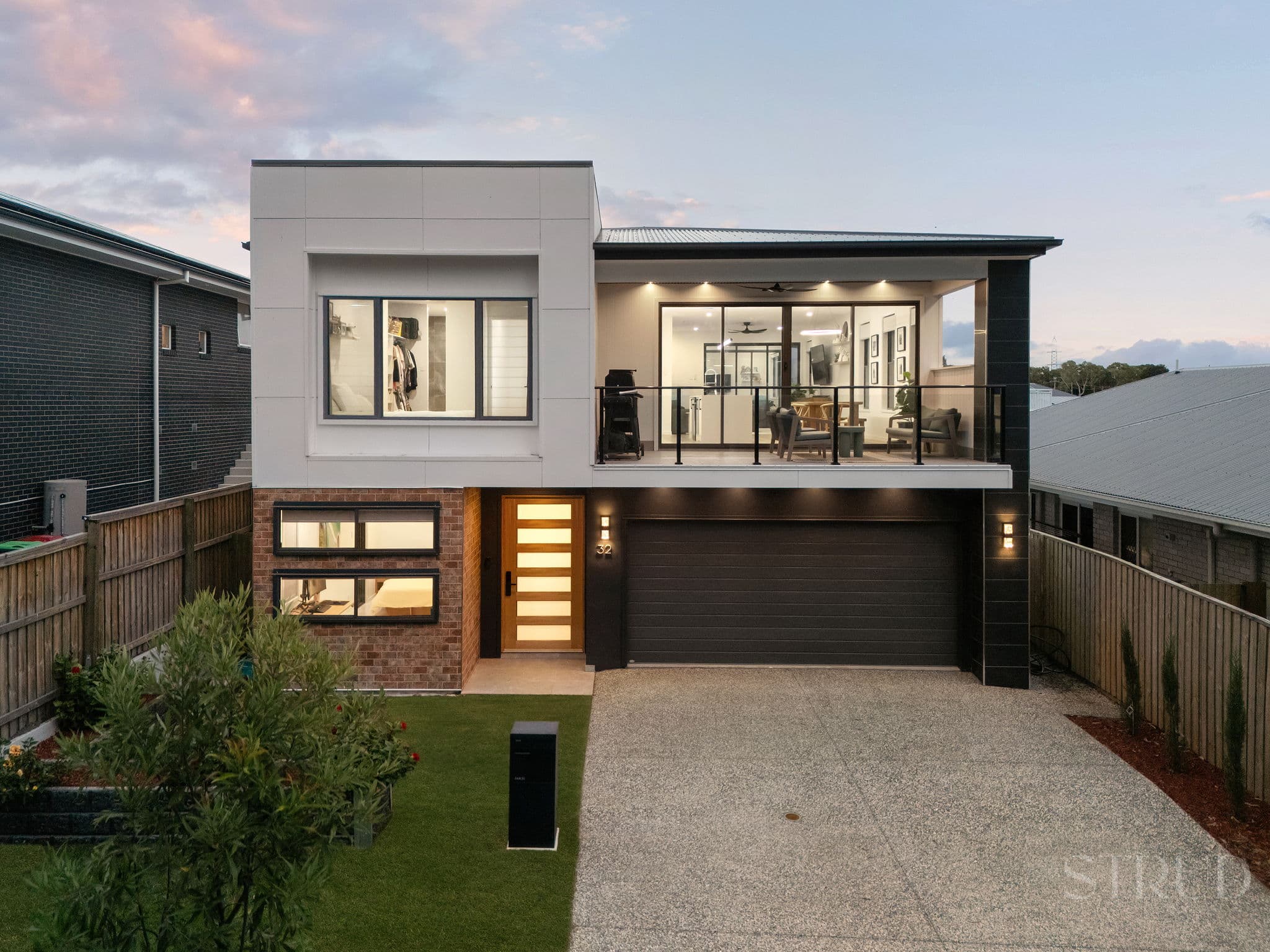32 Citrus Crescent, Collingwood Park — photo 1 of 5