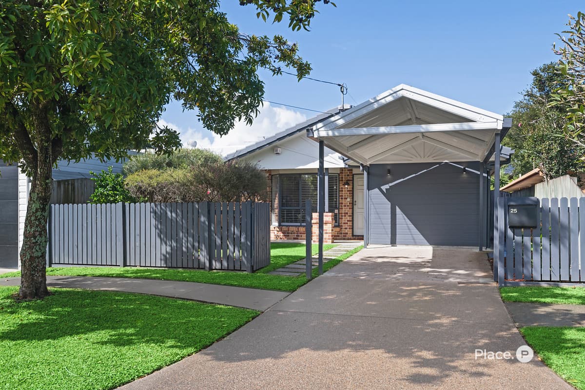 25 Gatling Road, Cannon Hill — photo 1 of 5