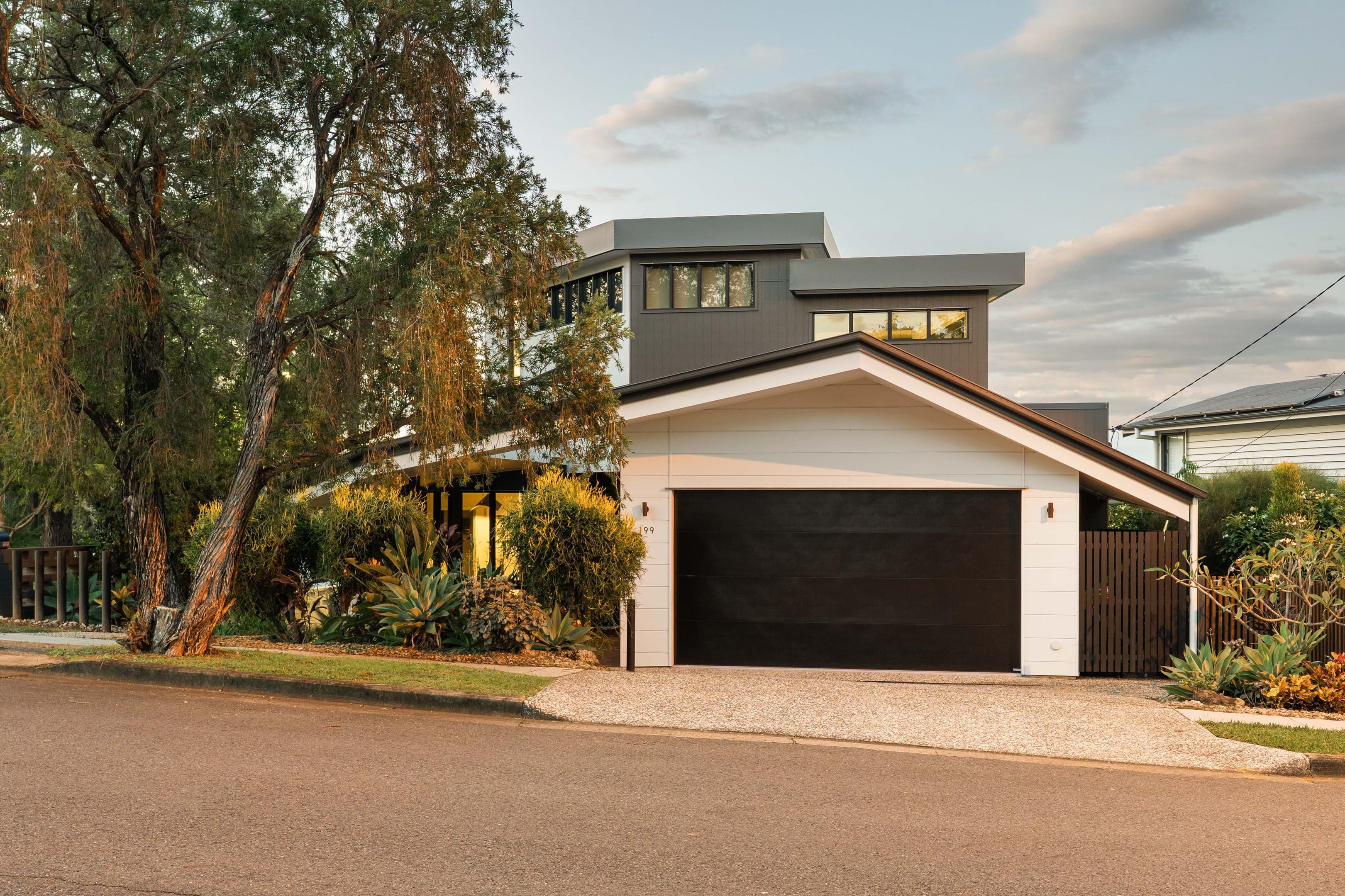 199 Kadumba Street, Yeronga — photo 1 of 5