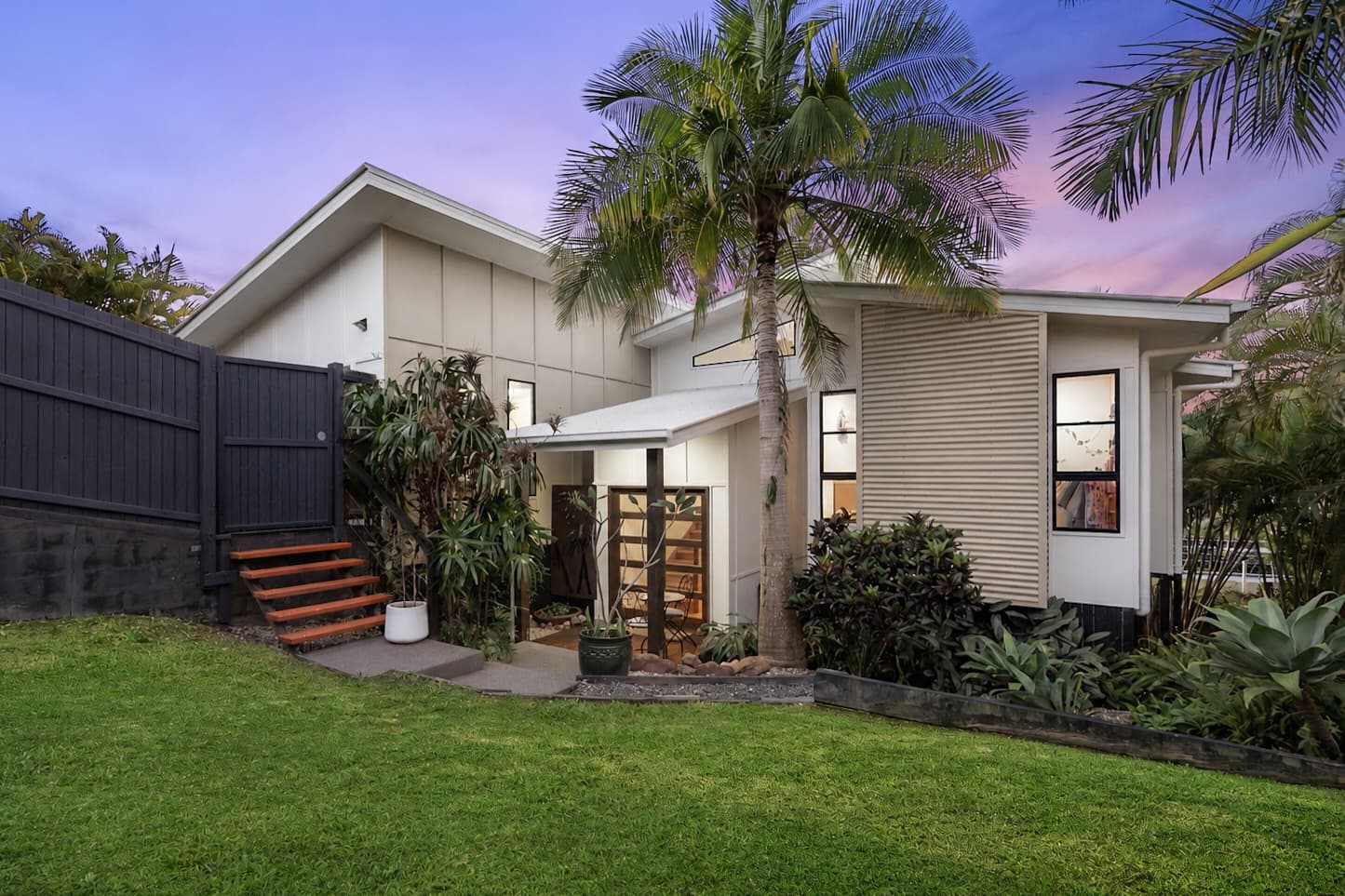 36 Elly Circuit, Coolum Beach — photo 1 of 5