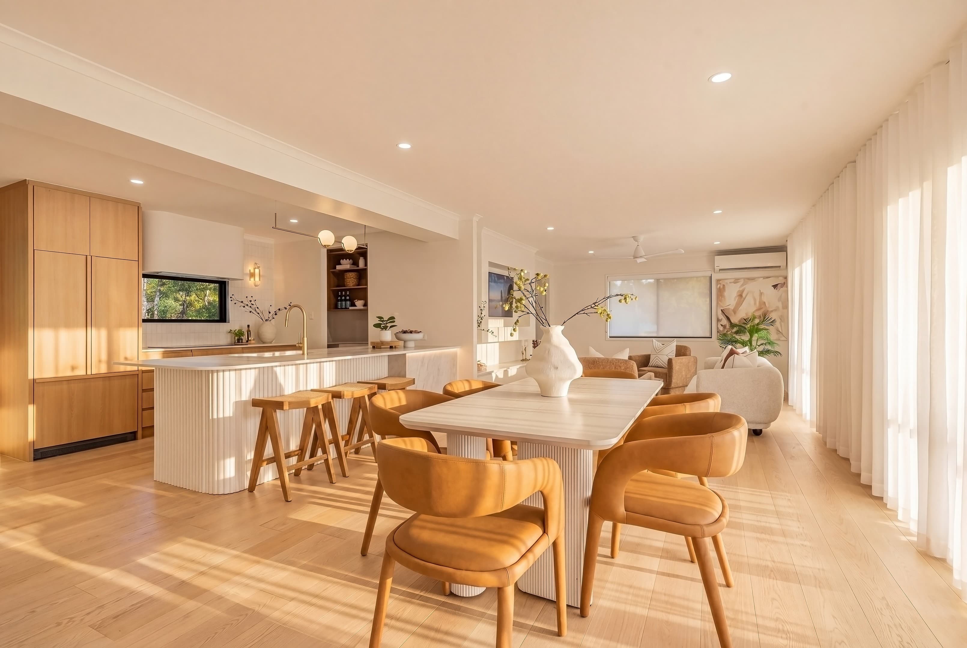 4 Koro Court, Ashmore — photo 1 of 5