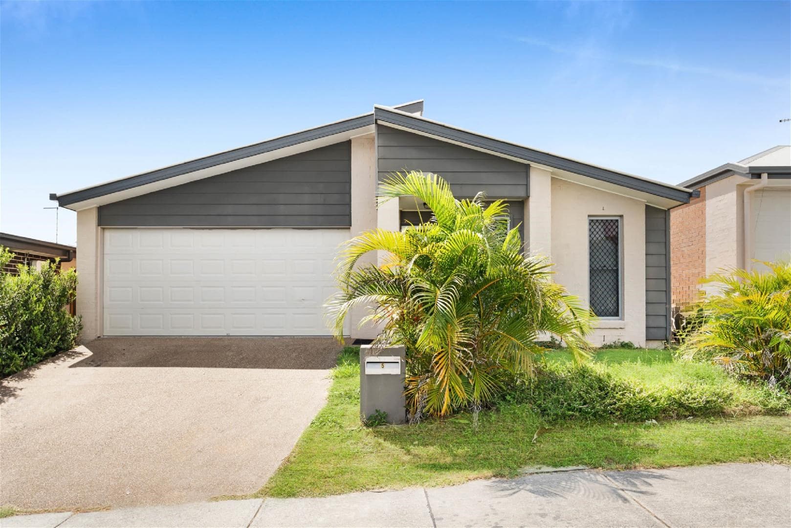 5 OSPREY STREET, Redbank Plains — photo 1 of 5