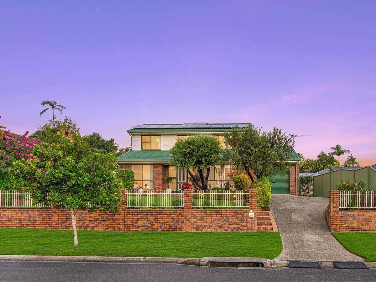 20 Prosser Street, Riverhills — photo 1 of 5