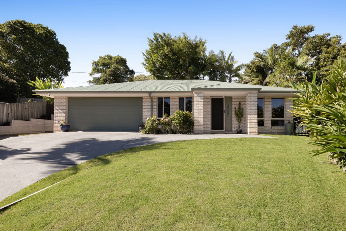 10 McClintock Place, Woombye — photo 1 of 5